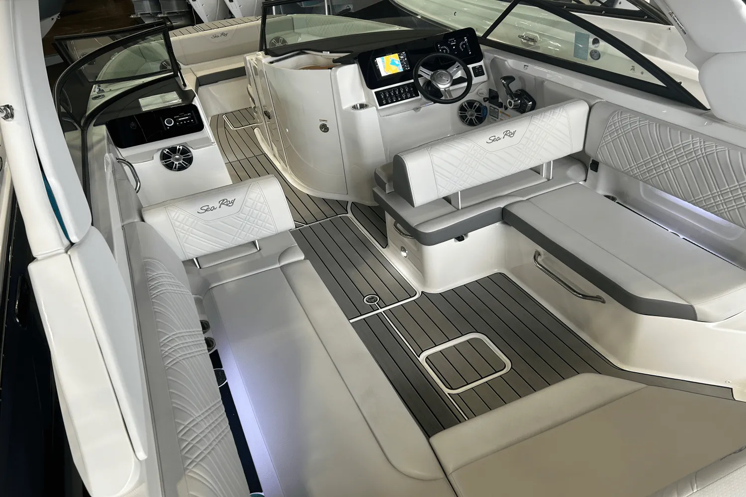 2025 Boston Whaler 170 Montauk Image Thumbnail #18