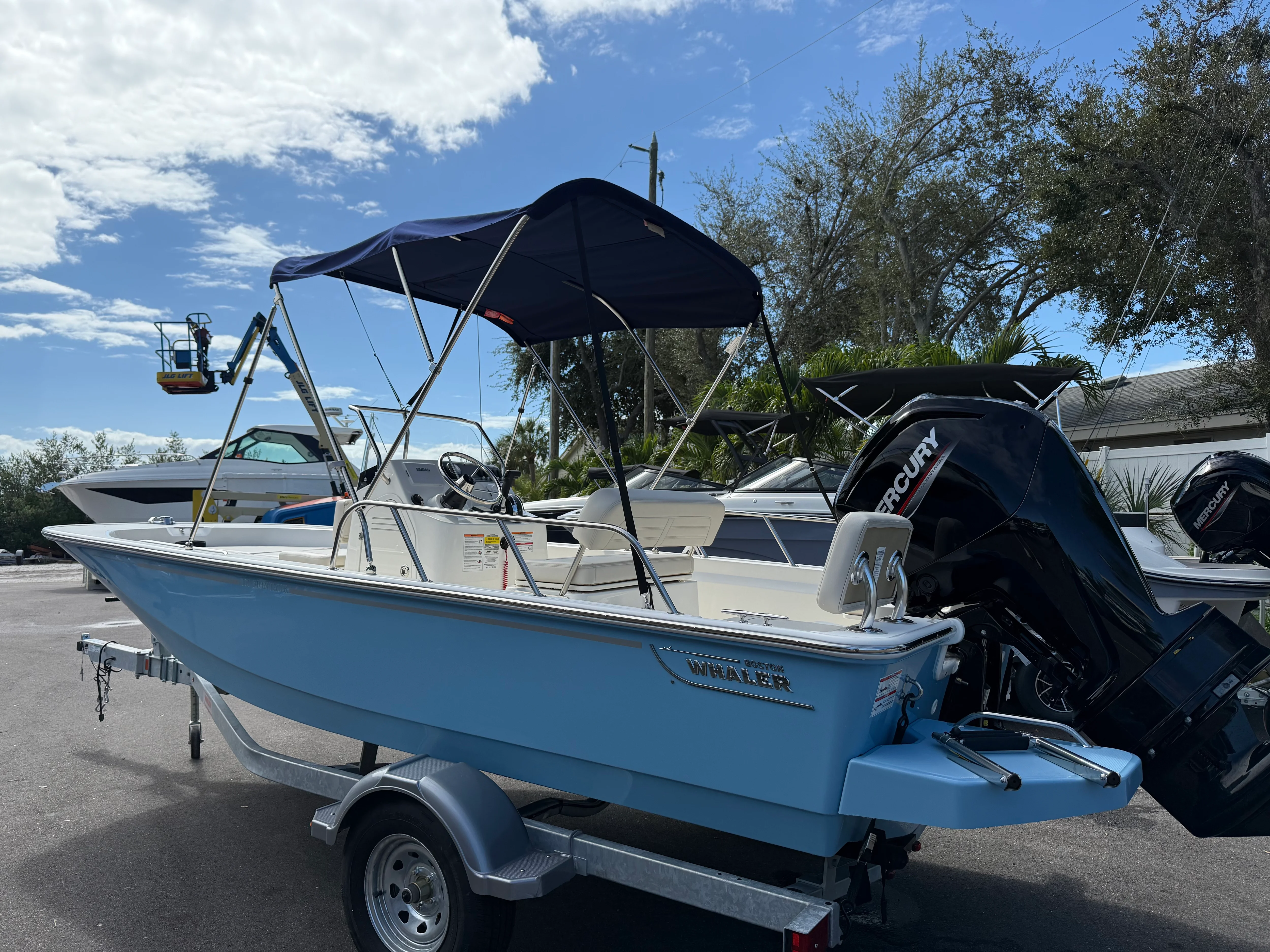 2025 Boston Whaler 170 Montauk Image Thumbnail #6