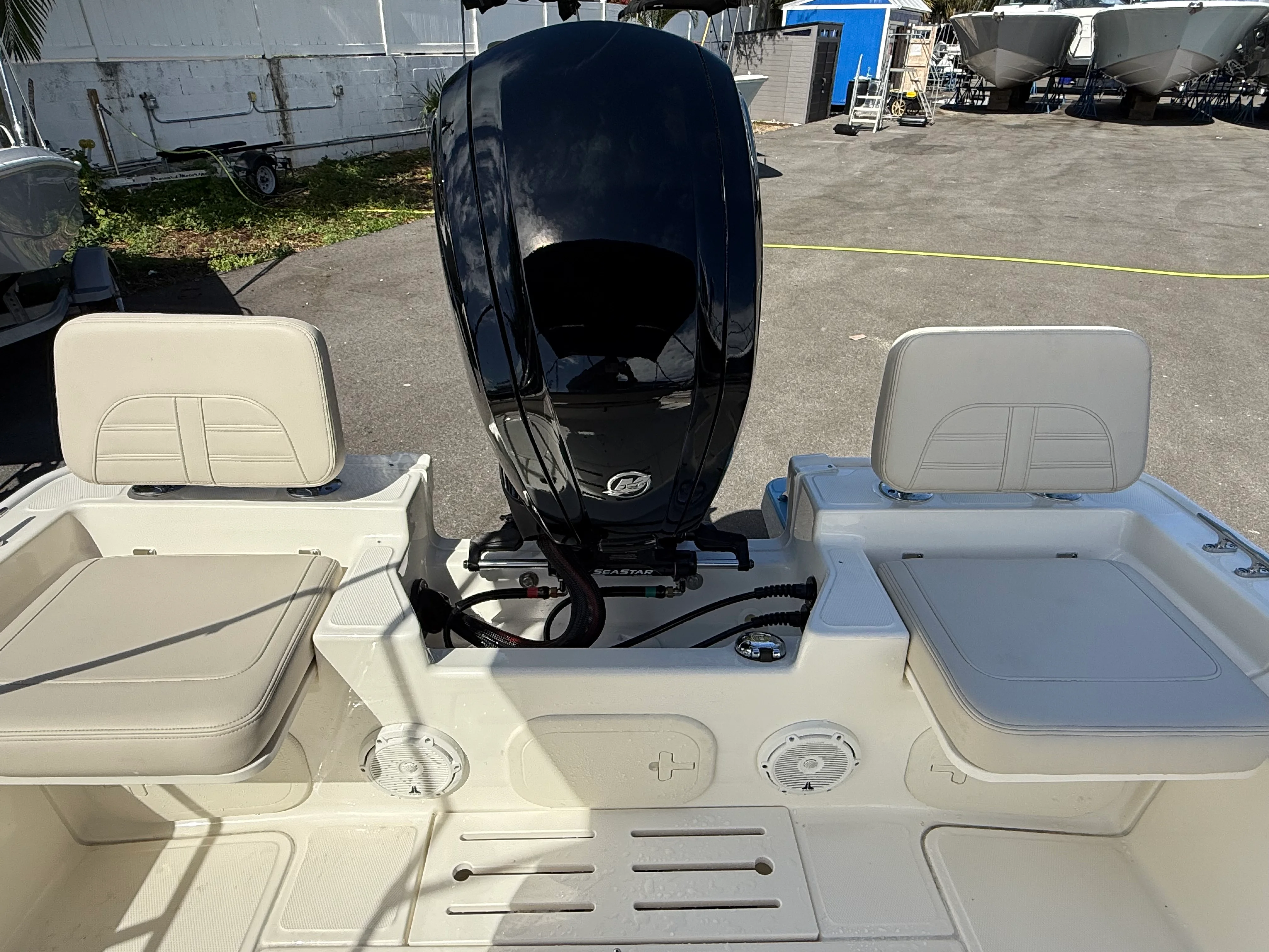 2025 Boston Whaler 170 Montauk Image Thumbnail #24