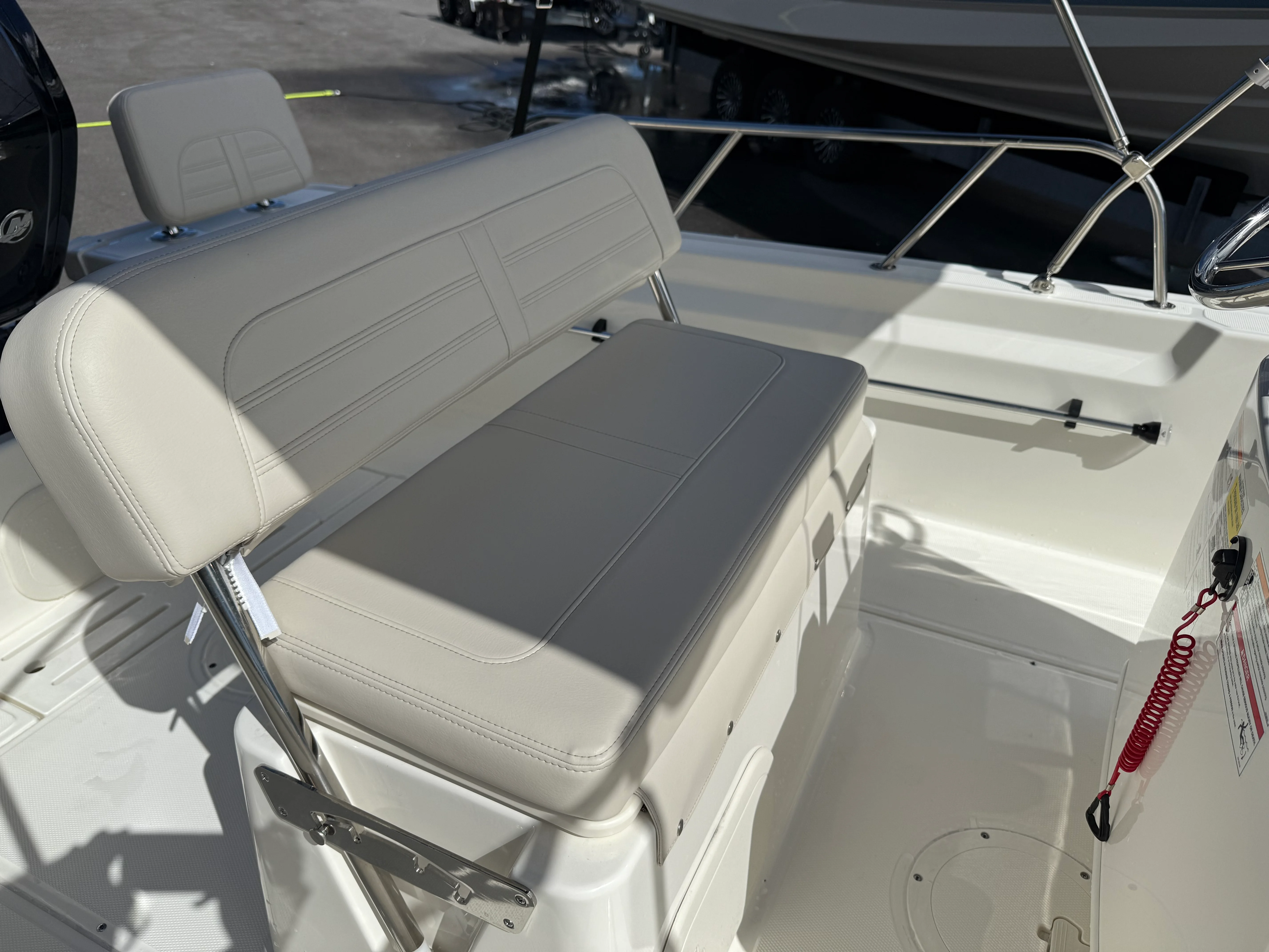 2025 Boston Whaler 170 Montauk Image Thumbnail #12