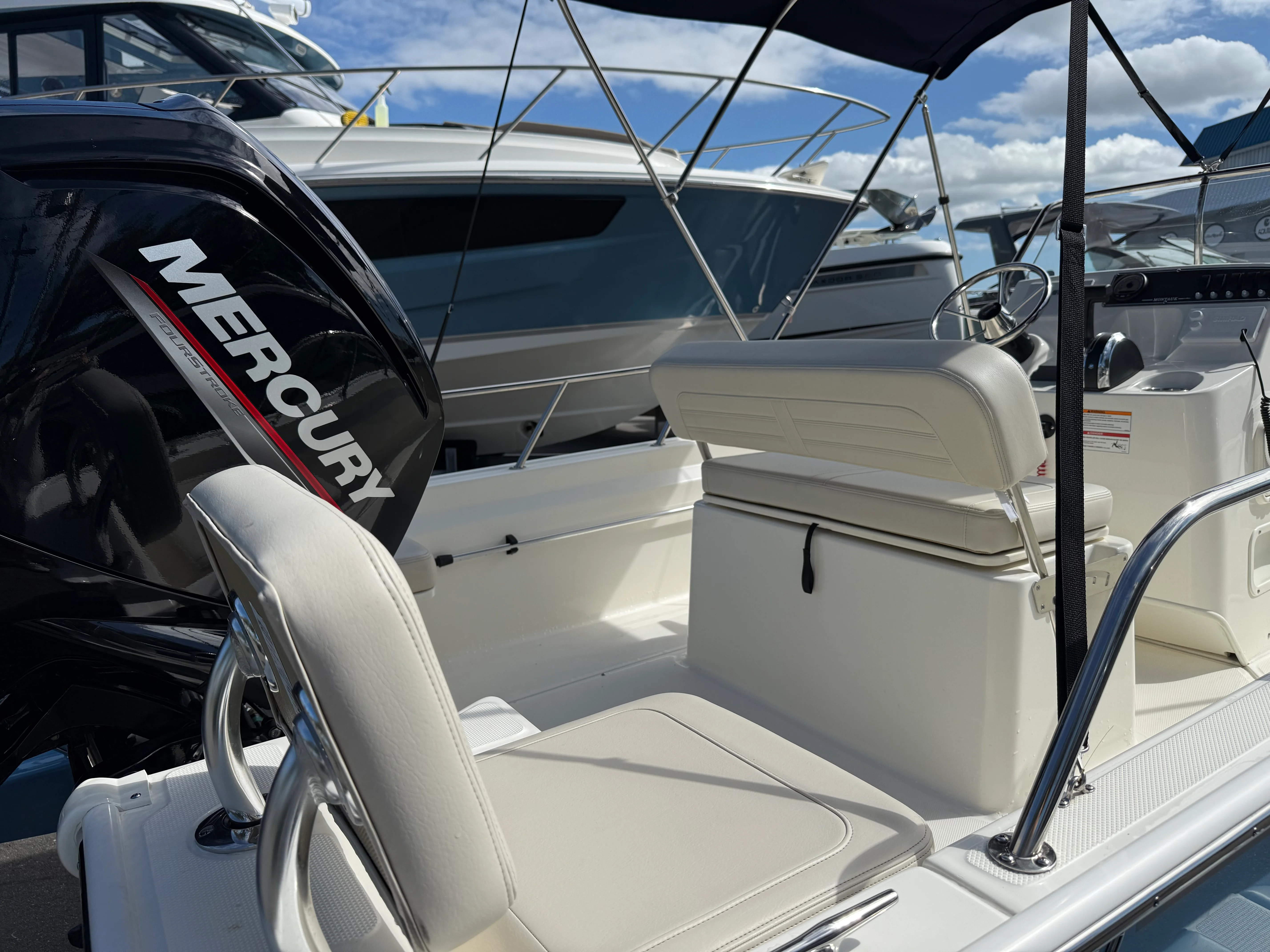 2025 Boston Whaler 170 Montauk Image Thumbnail #9