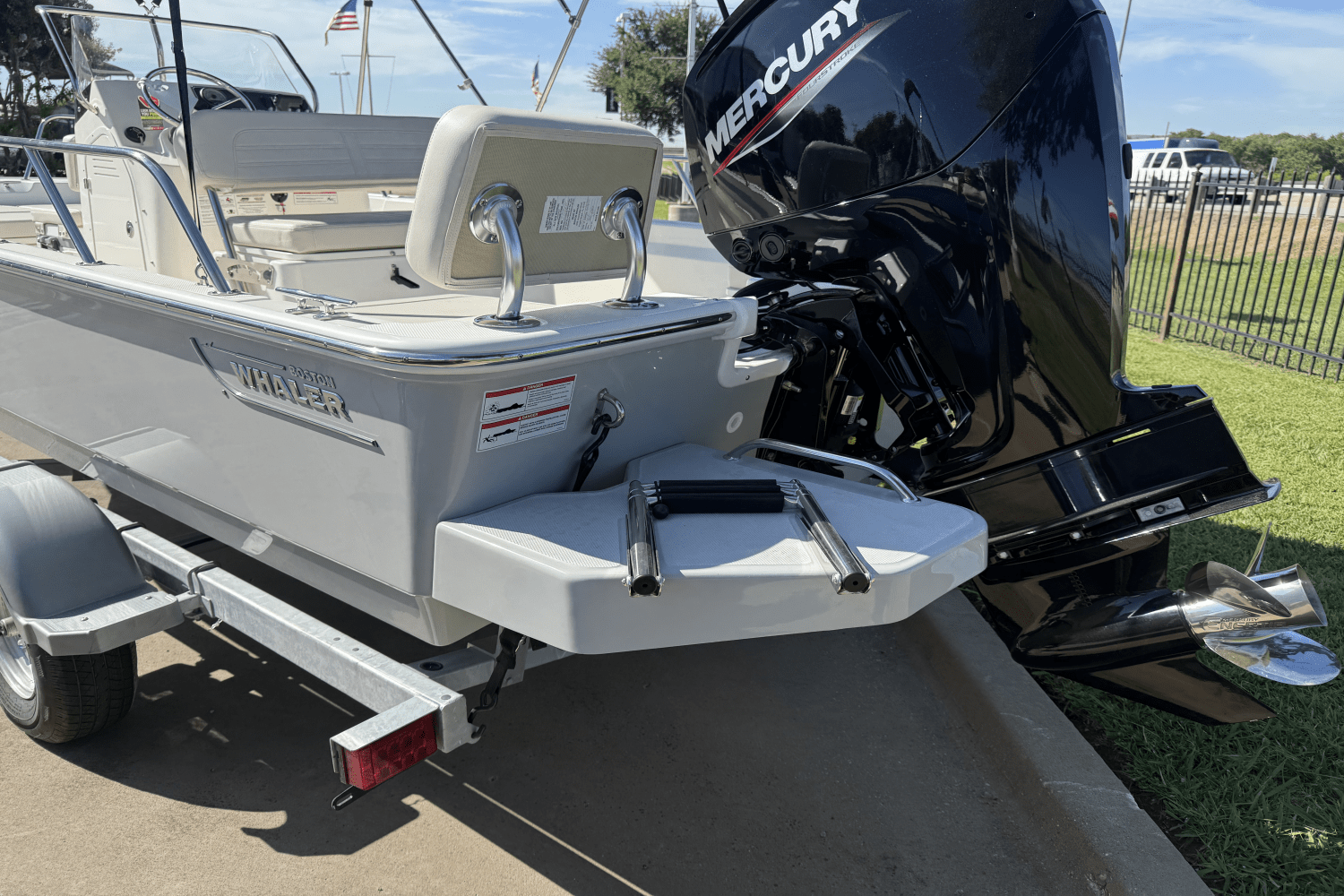 2025 Boston Whaler 170 Montauk Image Thumbnail #6