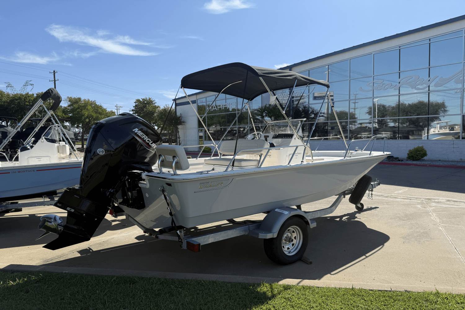 2025 Boston Whaler 170 Montauk Image Thumbnail #3