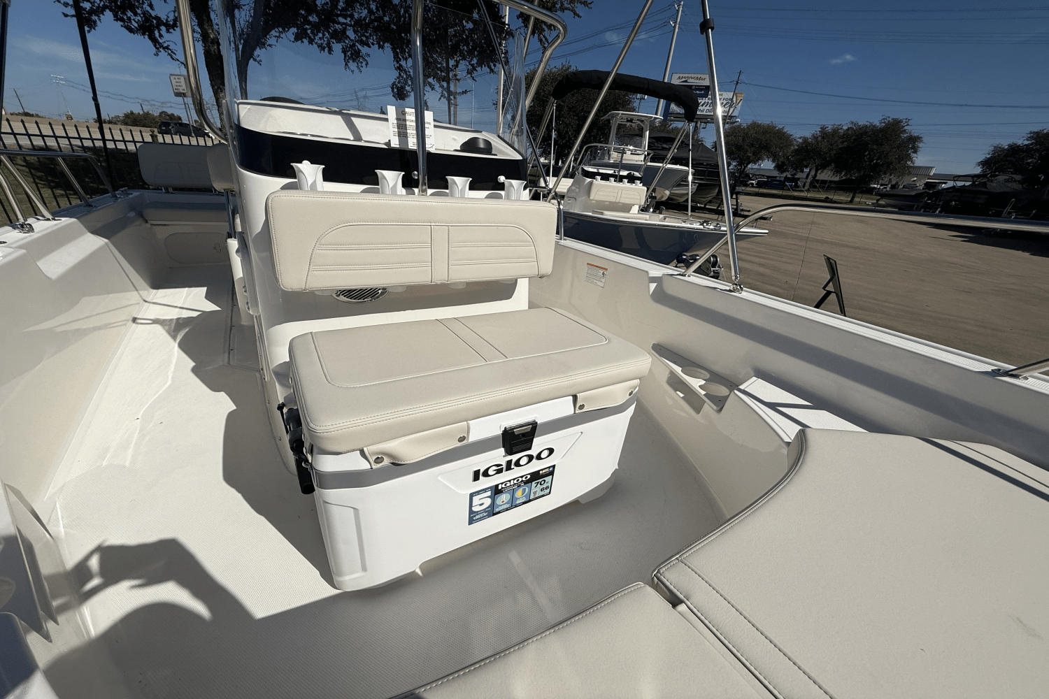 2025 Boston Whaler 170 Montauk Image Thumbnail #17