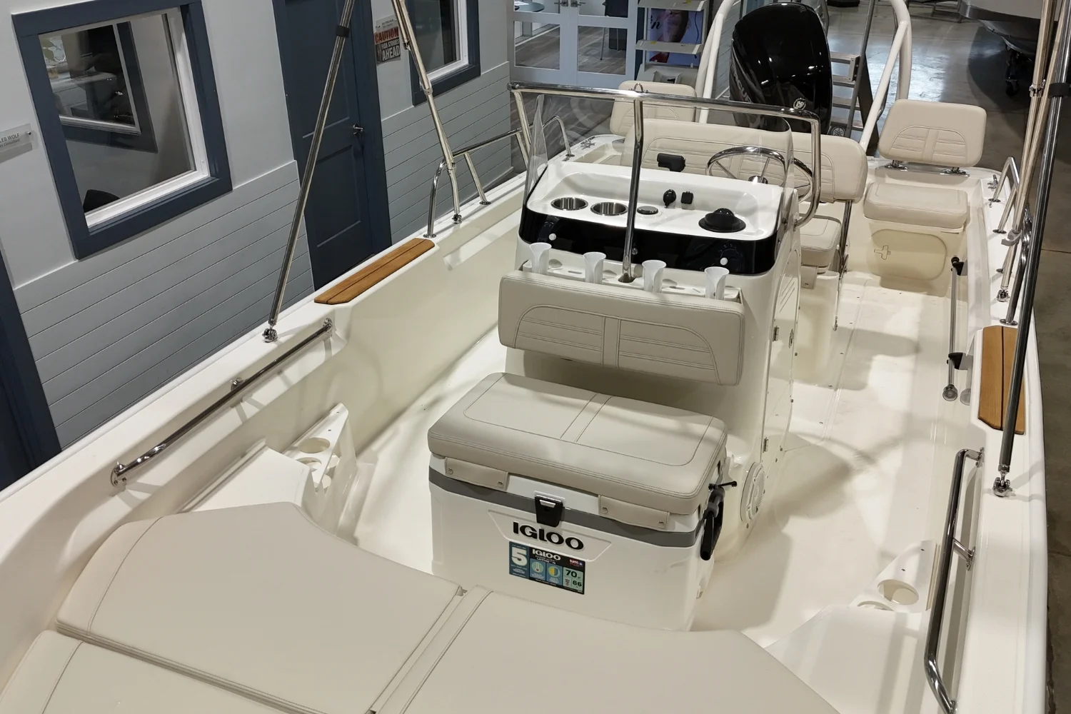 2025 Boston Whaler 170 Montauk Image Thumbnail #16