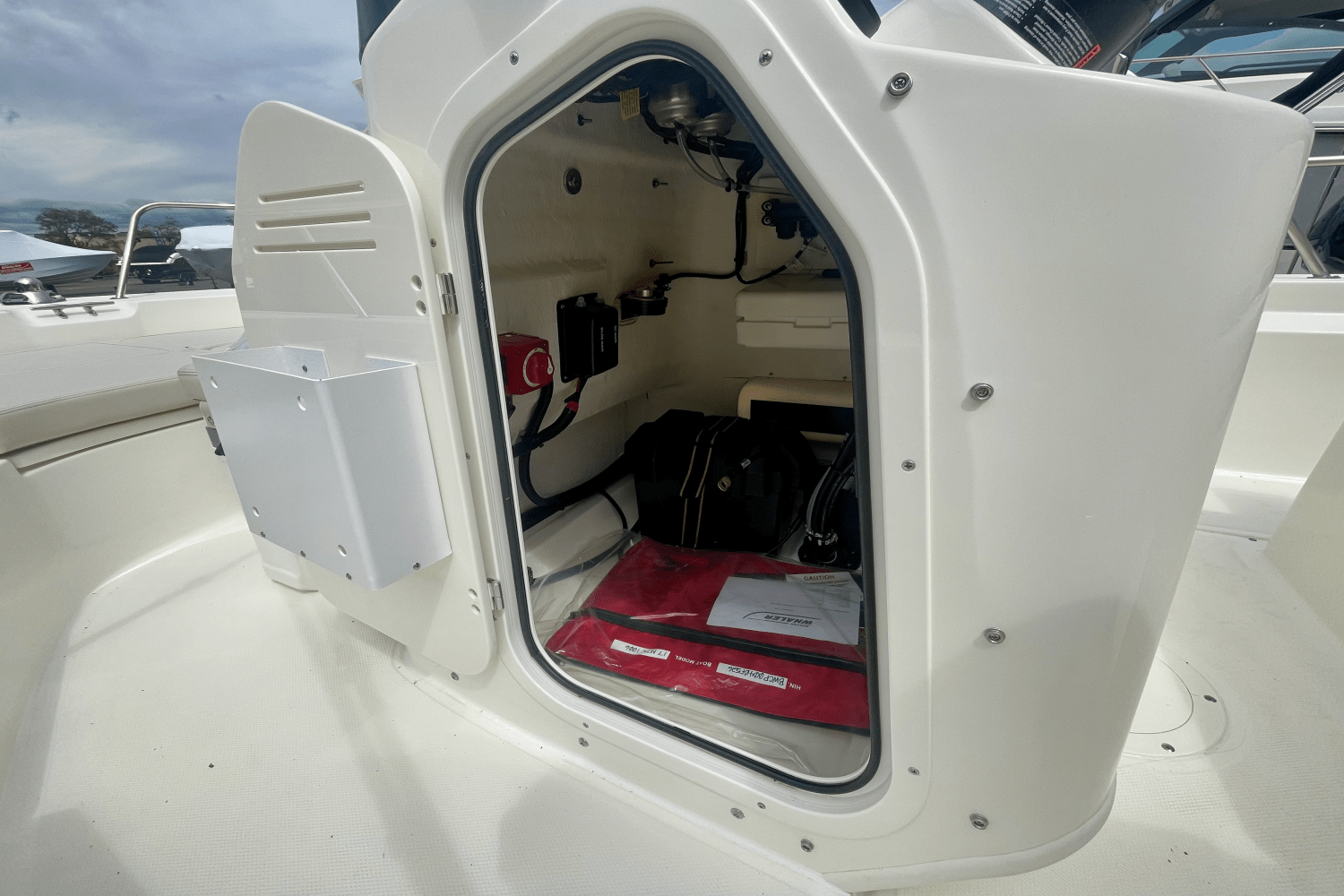 2026 Boston Whaler 170 Montauk Image Thumbnail #10