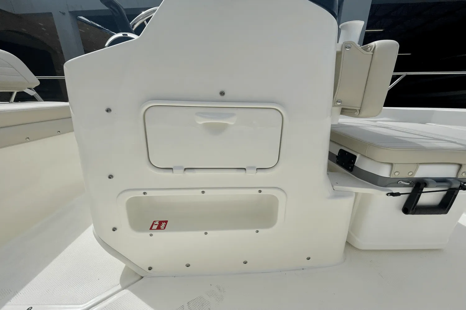 2026 Boston Whaler 170 Montauk Image Thumbnail #7