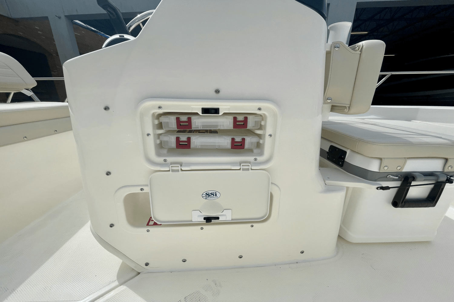 2026 Boston Whaler 170 Montauk Image Thumbnail #8