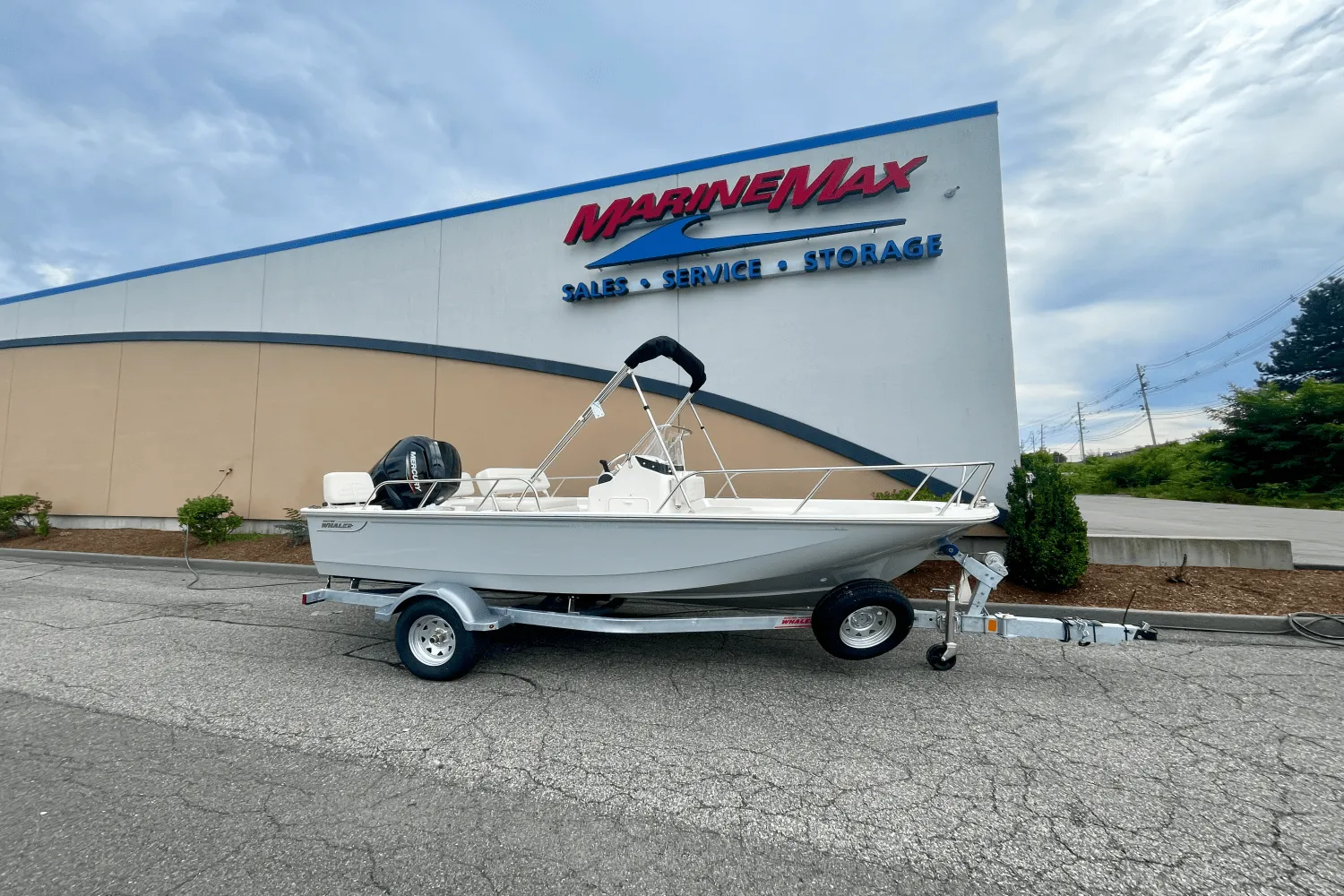 2026 Boston Whaler 170 Montauk Image Thumbnail #1