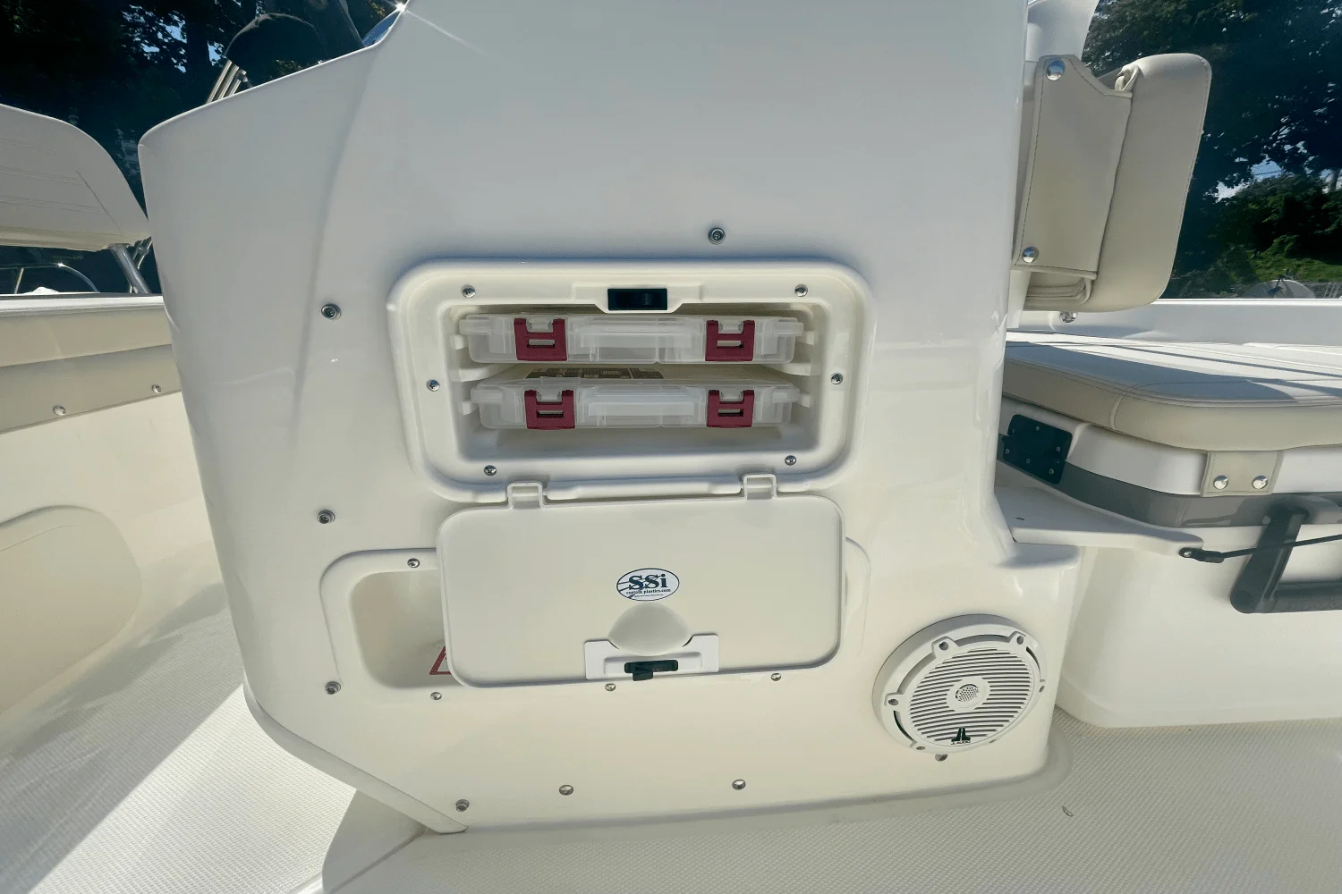 2026 Boston Whaler 170 Montauk Image Thumbnail #12