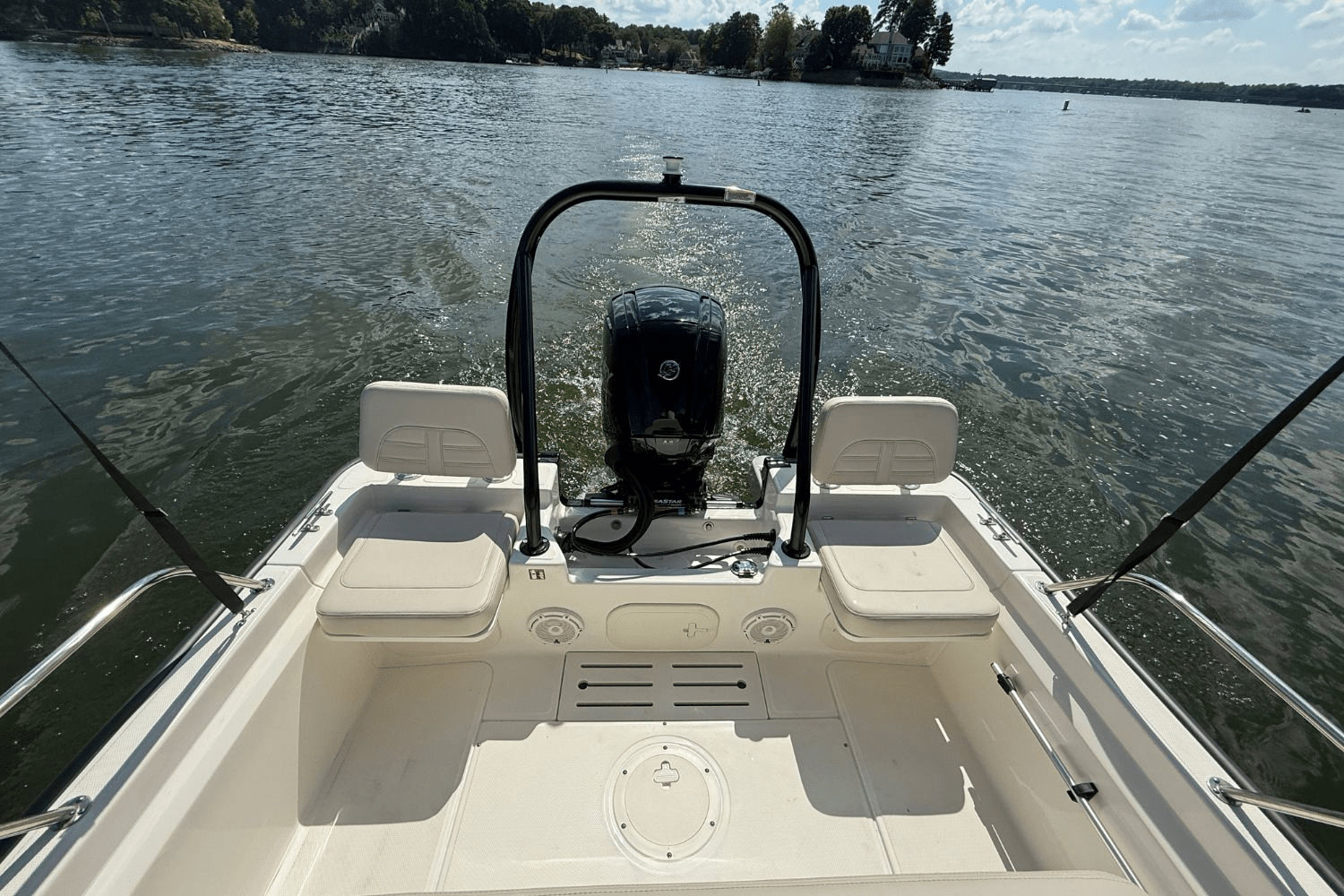 2026 Boston Whaler 170 Montauk Image Thumbnail #10