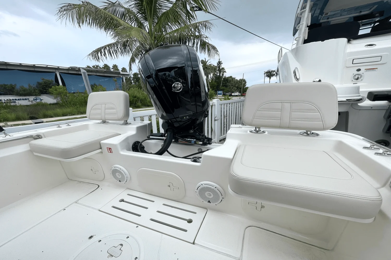 2026 Boston Whaler 170 Montauk Image Thumbnail #3