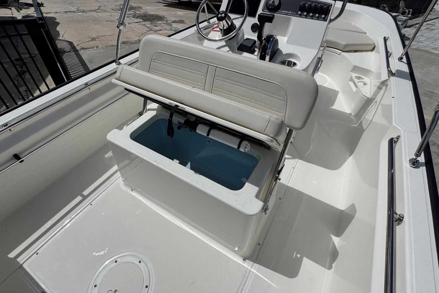 2026 Boston Whaler 170 Montauk Image Thumbnail #12