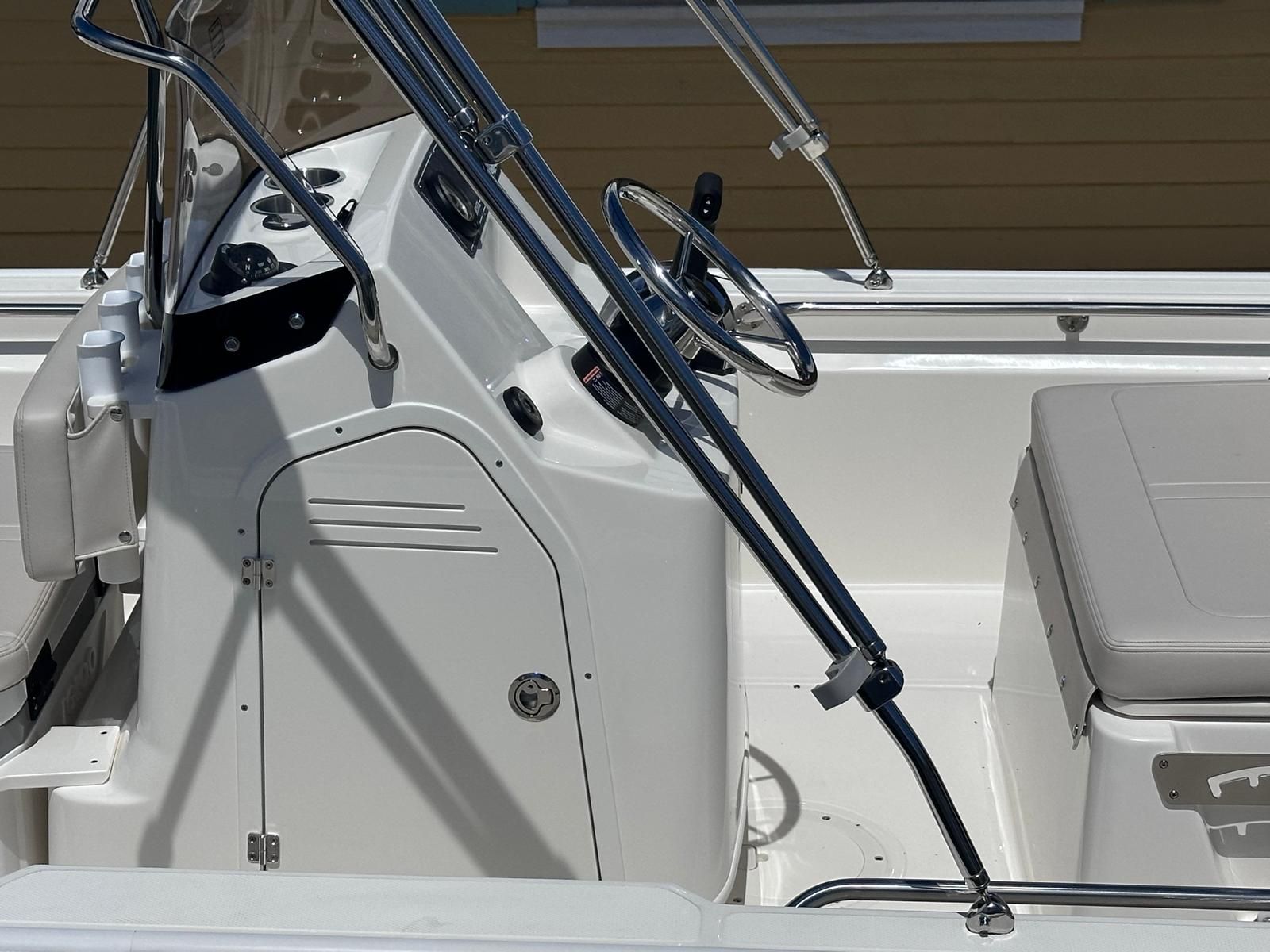 2026 Boston Whaler 170 Montauk Image Thumbnail #8