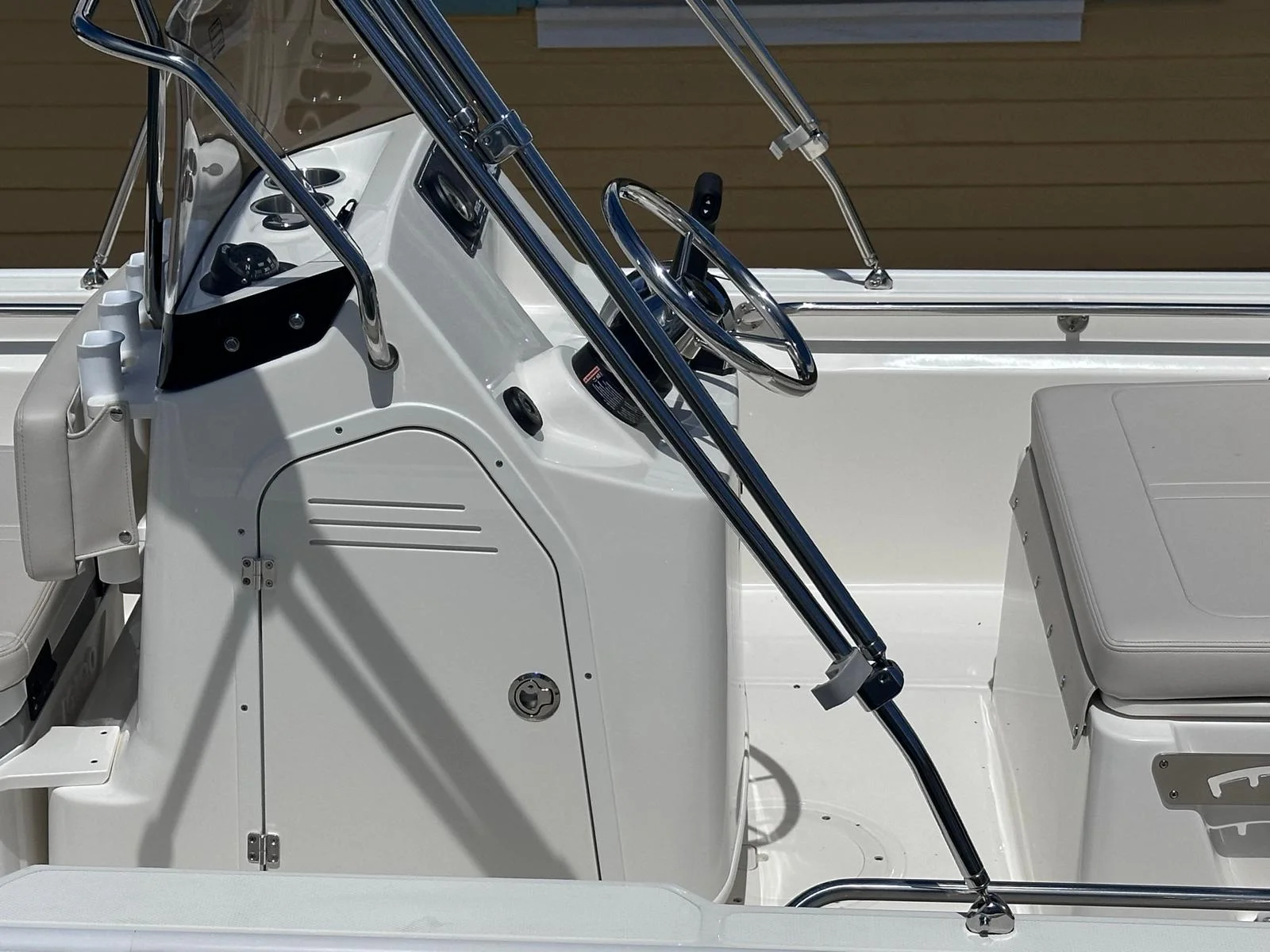 2026 Boston Whaler 170 Montauk Image Thumbnail #8