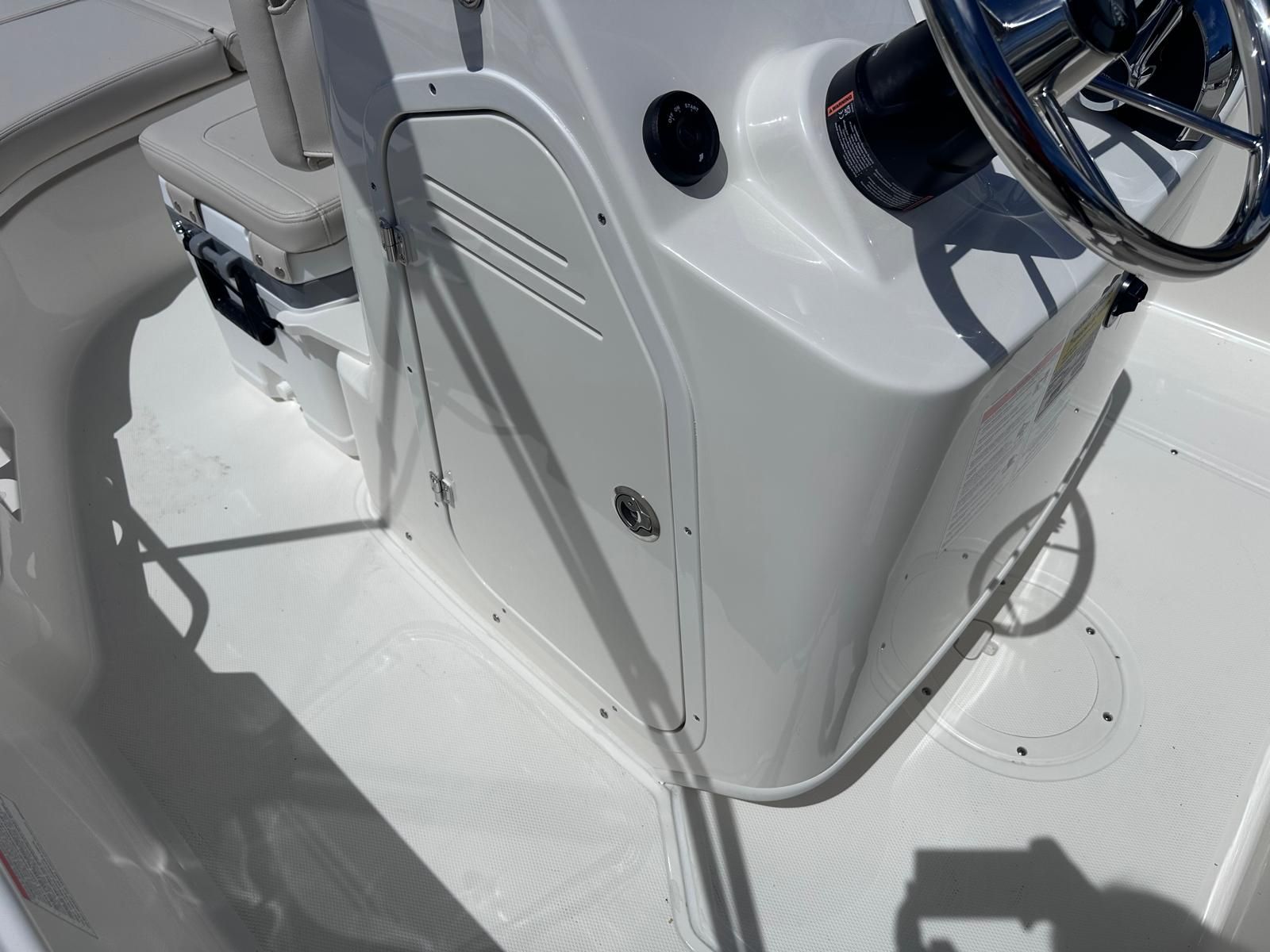 2026 Boston Whaler 170 Montauk Image Thumbnail #10