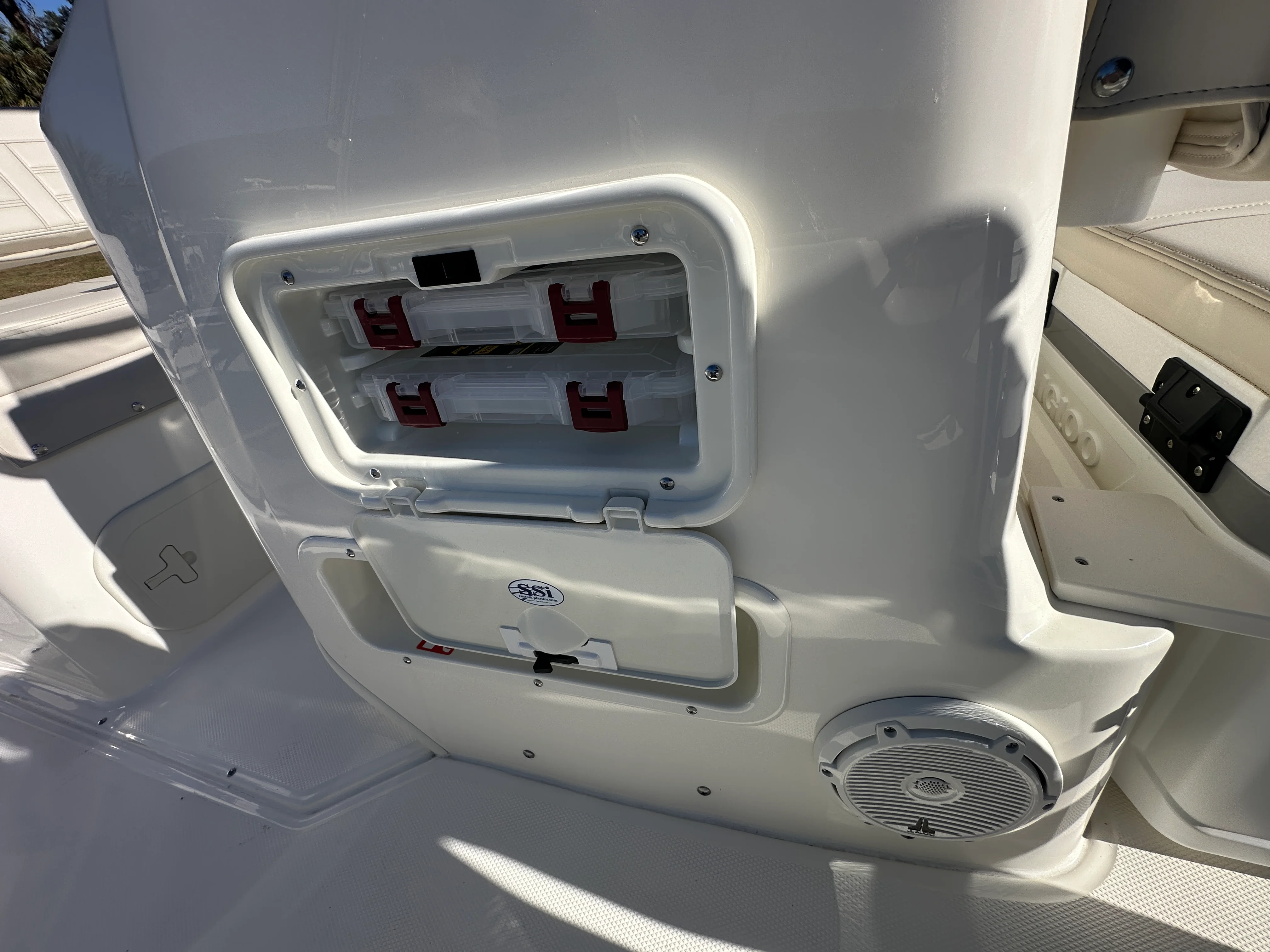 2026 Boston Whaler 170 Montauk Image Thumbnail #11