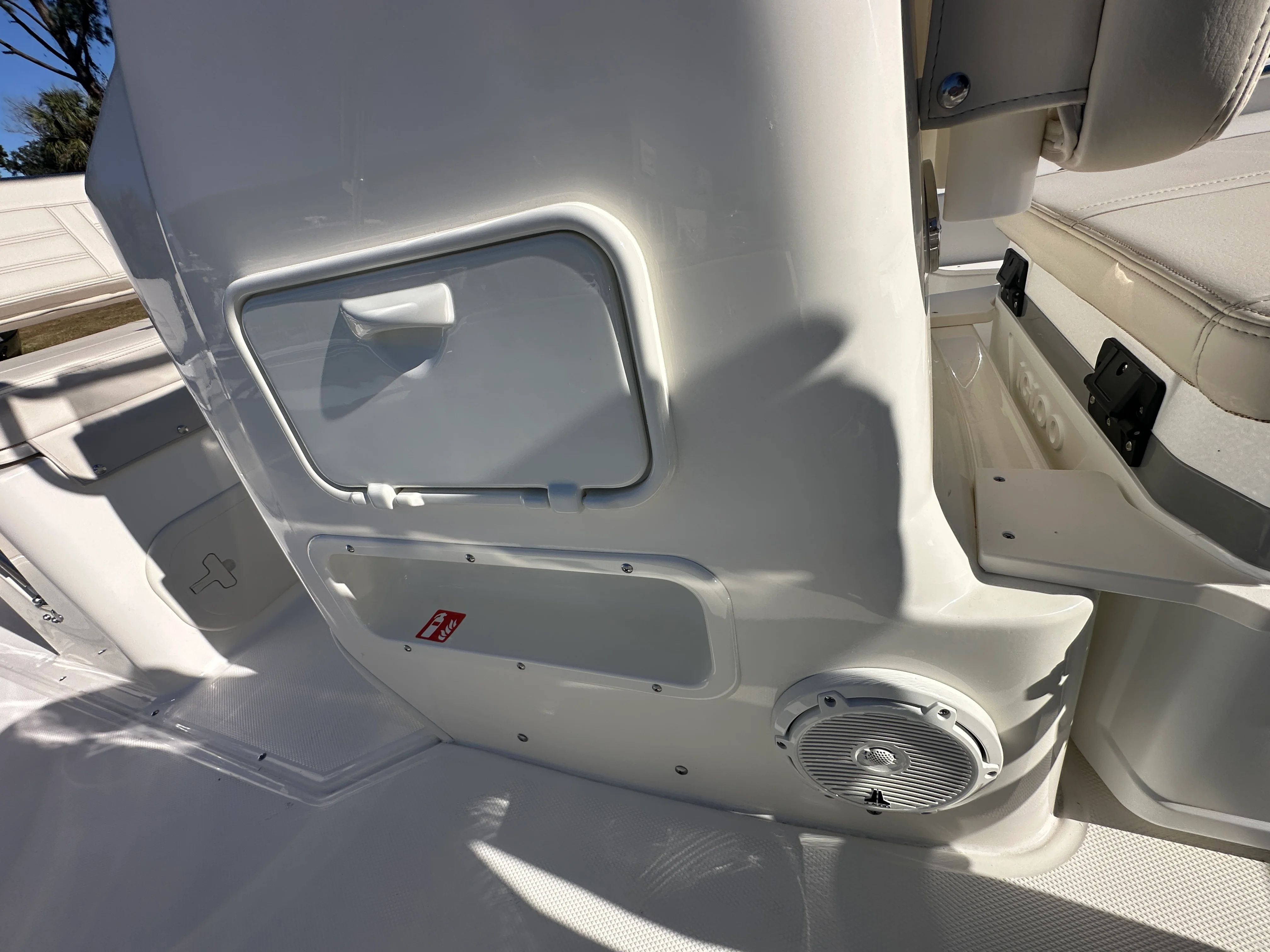 2026 Boston Whaler 170 Montauk Image Thumbnail #10