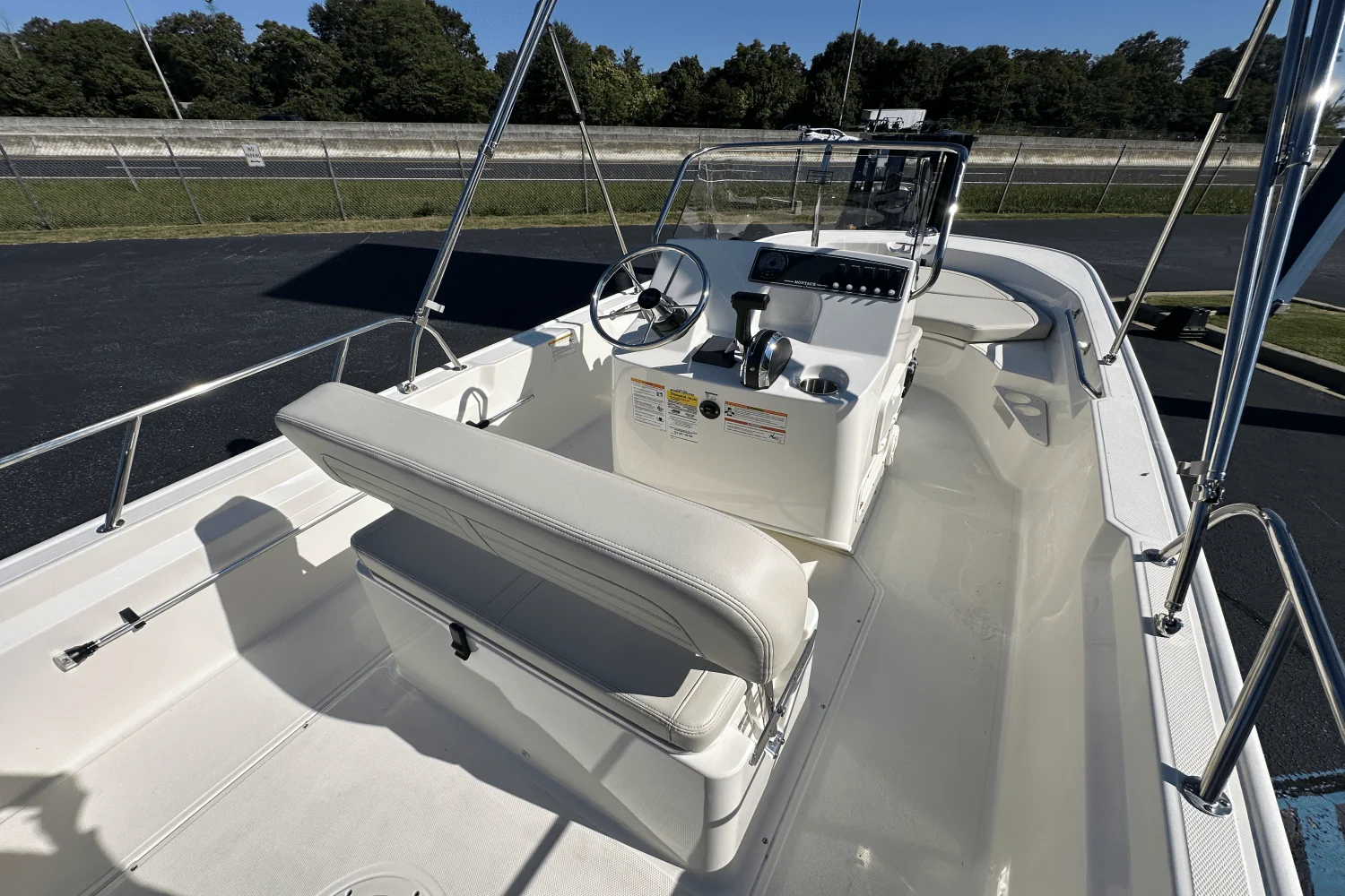 2026 Boston Whaler 170 Montauk Image Thumbnail #5