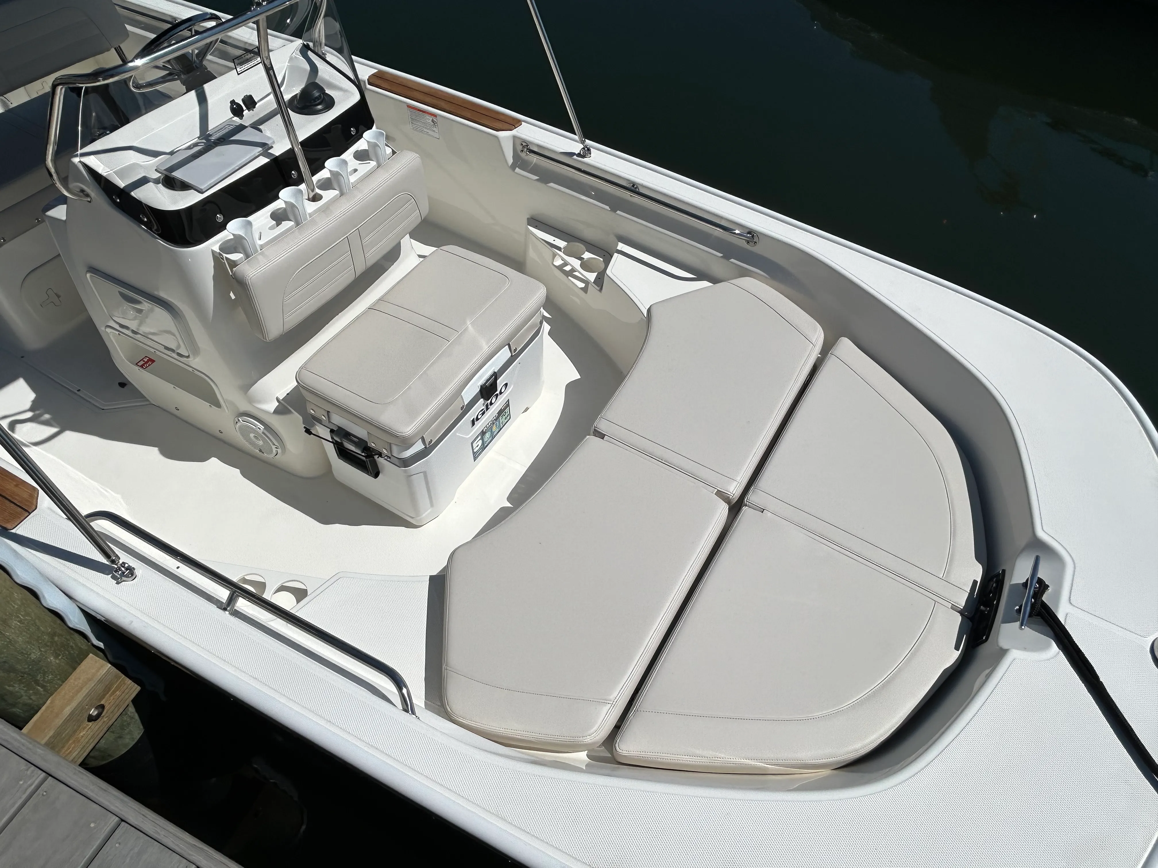 2026 Boston Whaler 170 Montauk Image Thumbnail #8