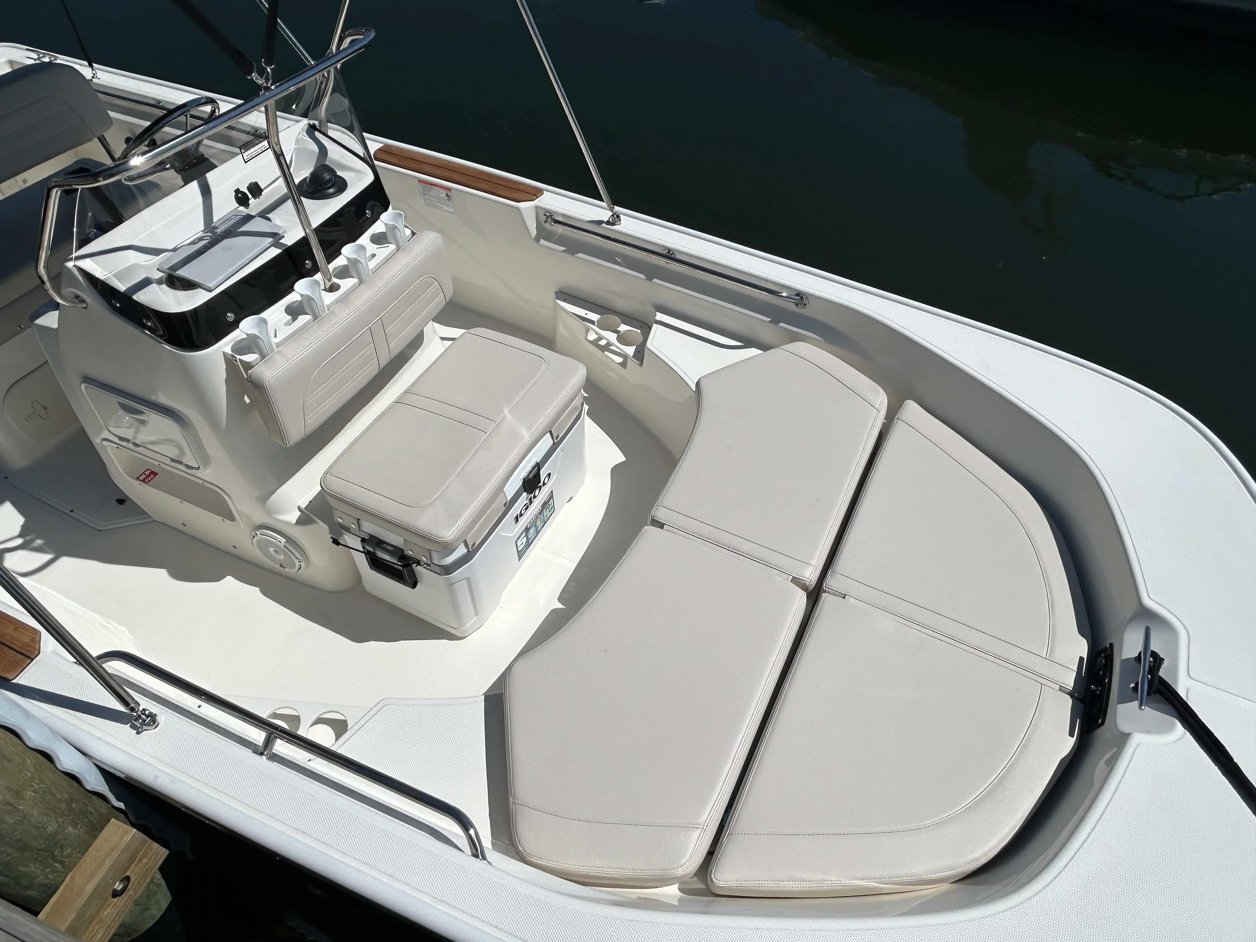 2026 Boston Whaler 170 Montauk Image Thumbnail #7