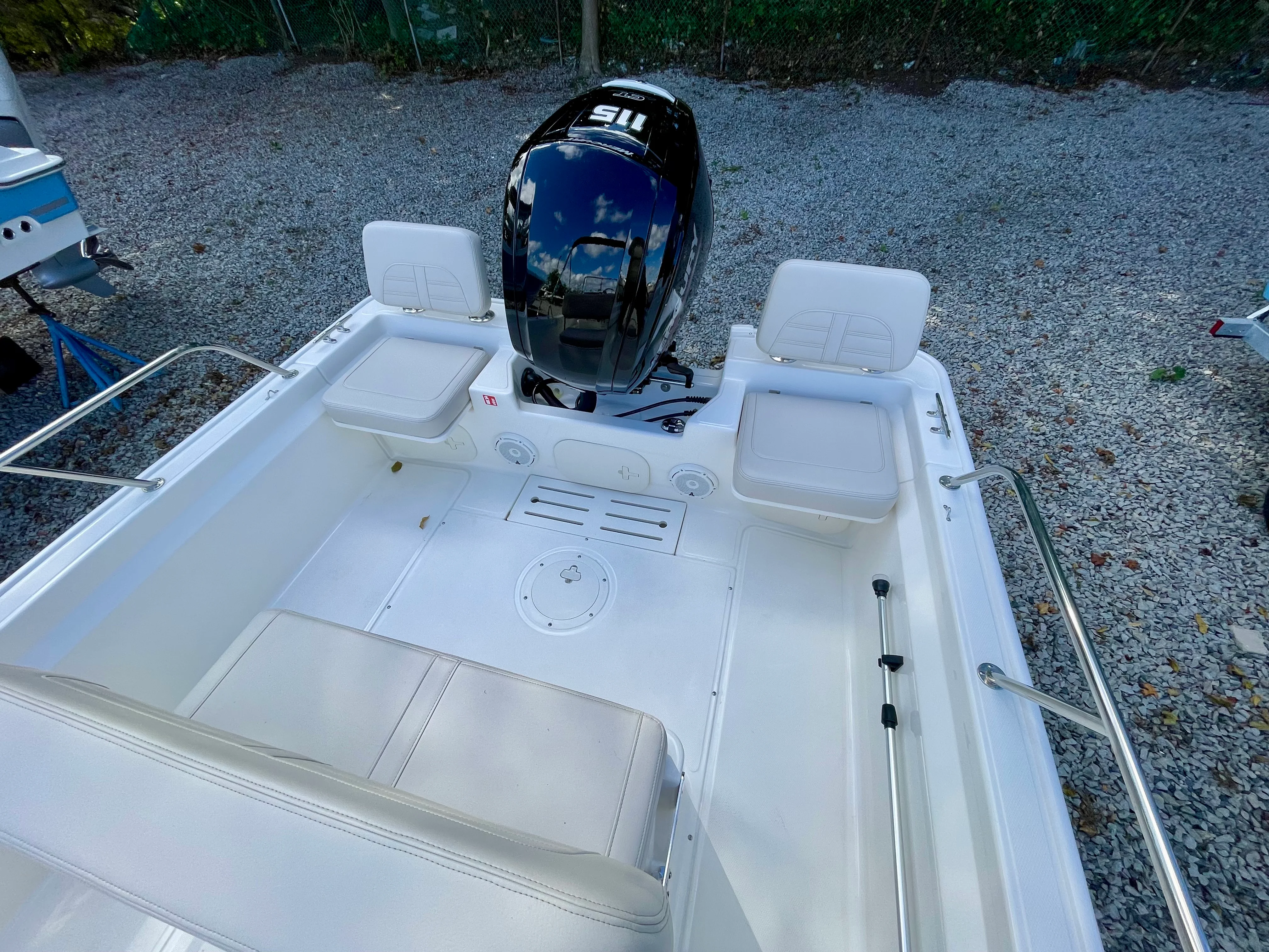 2026 Boston Whaler 170 Montauk Image Thumbnail #4