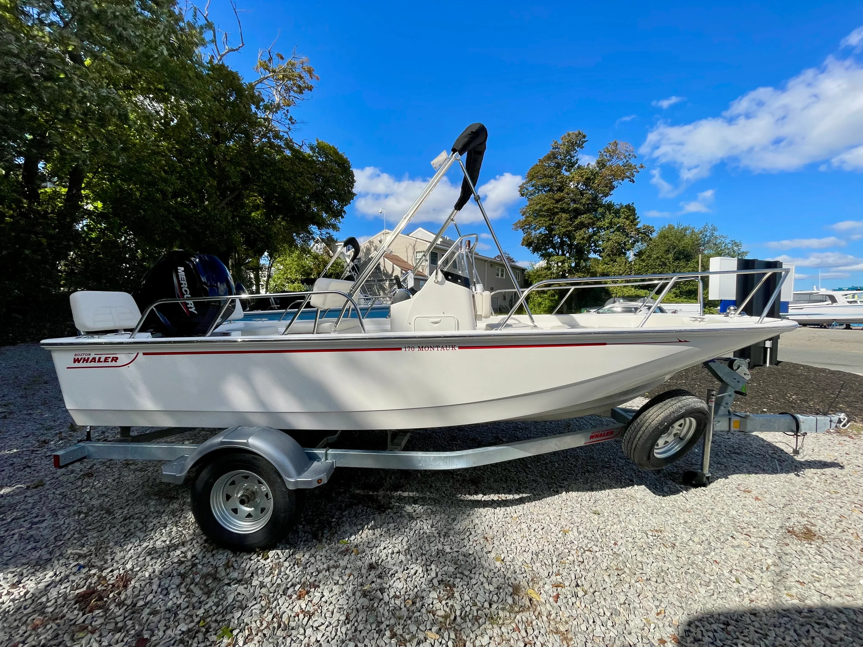 2026 Boston Whaler 170 Montauk Image Thumbnail #1