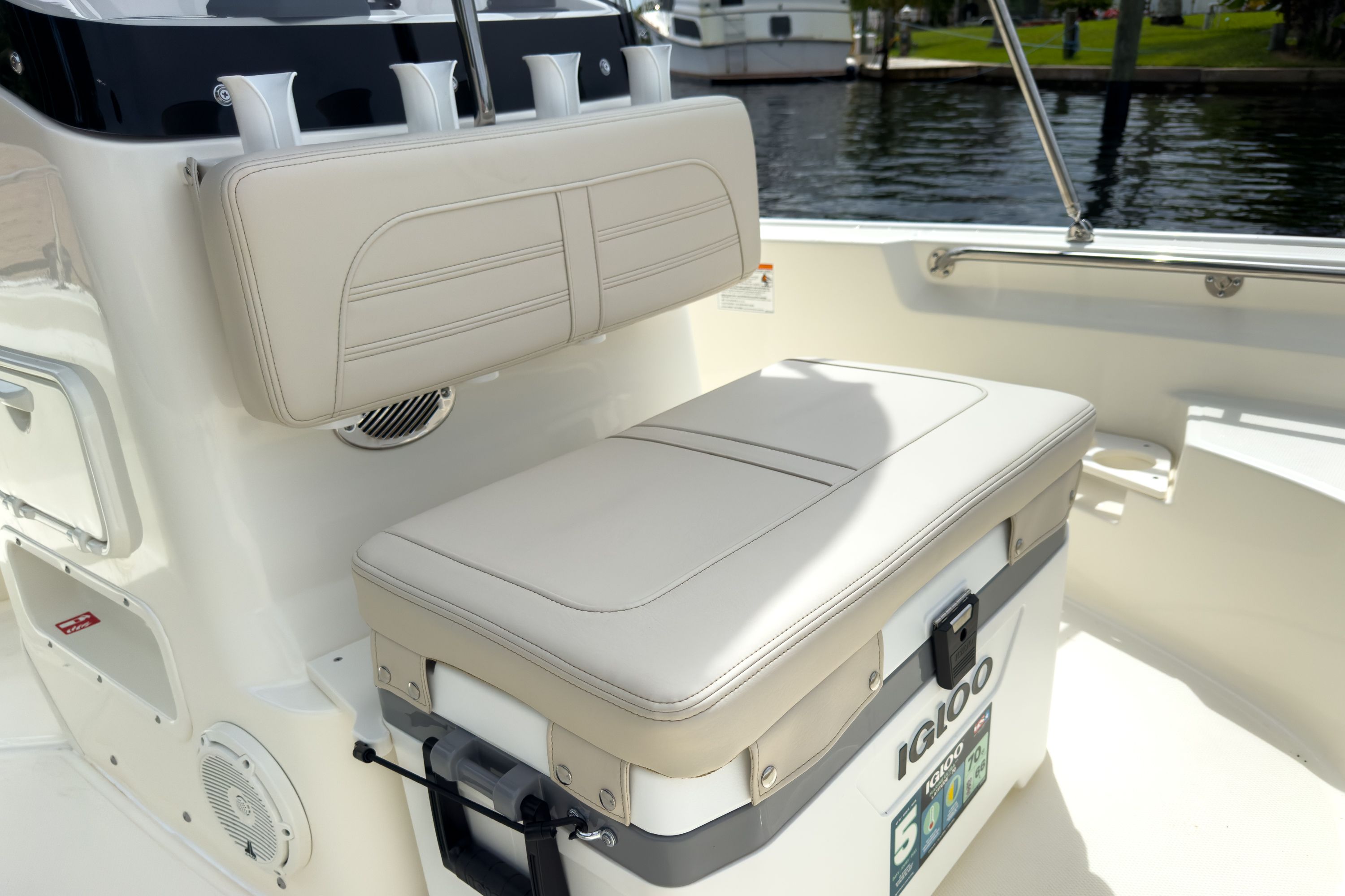 2026 Boston Whaler 170 Montauk Image Thumbnail #11