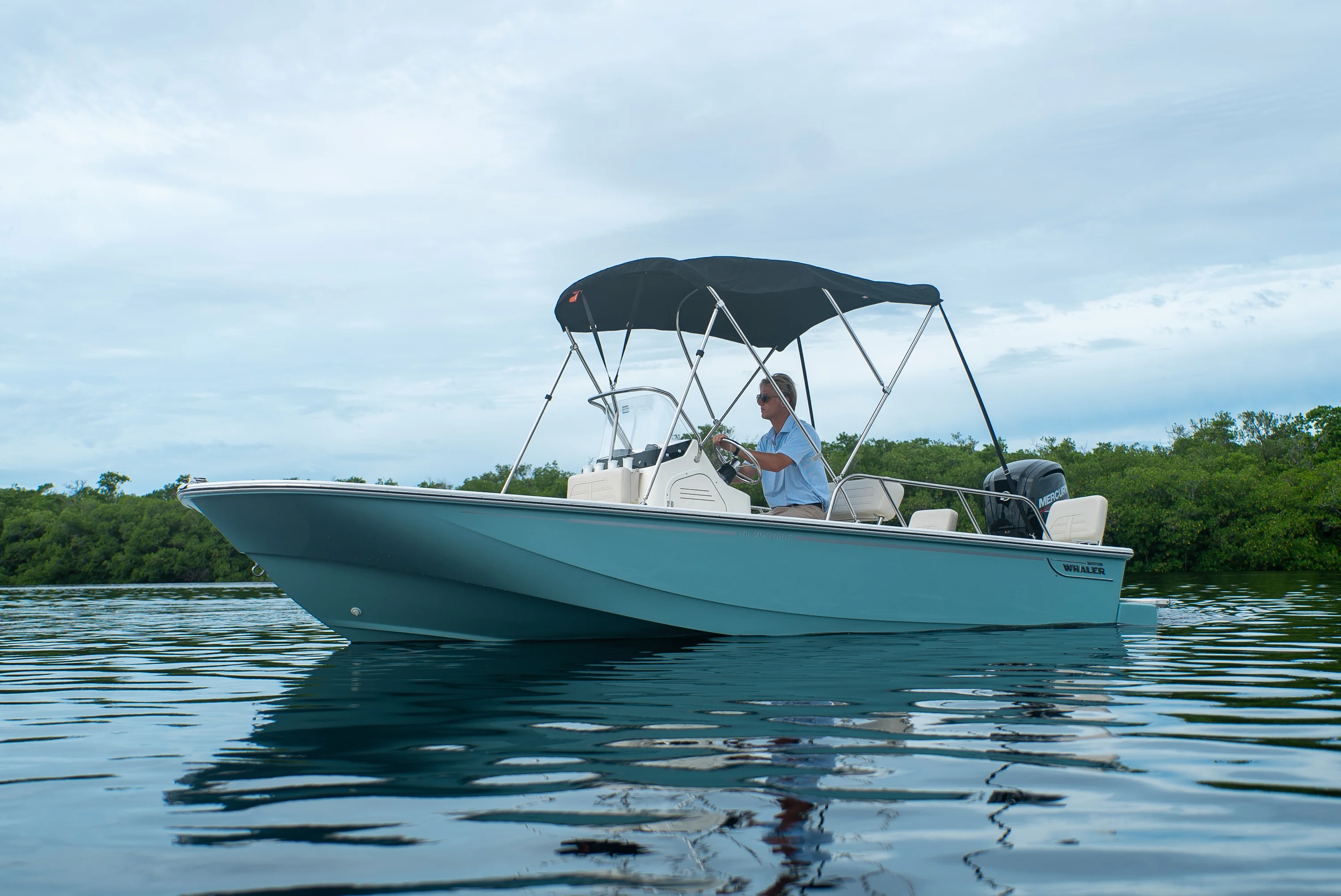 2026 Boston Whaler 170 Montauk Image Thumbnail #3