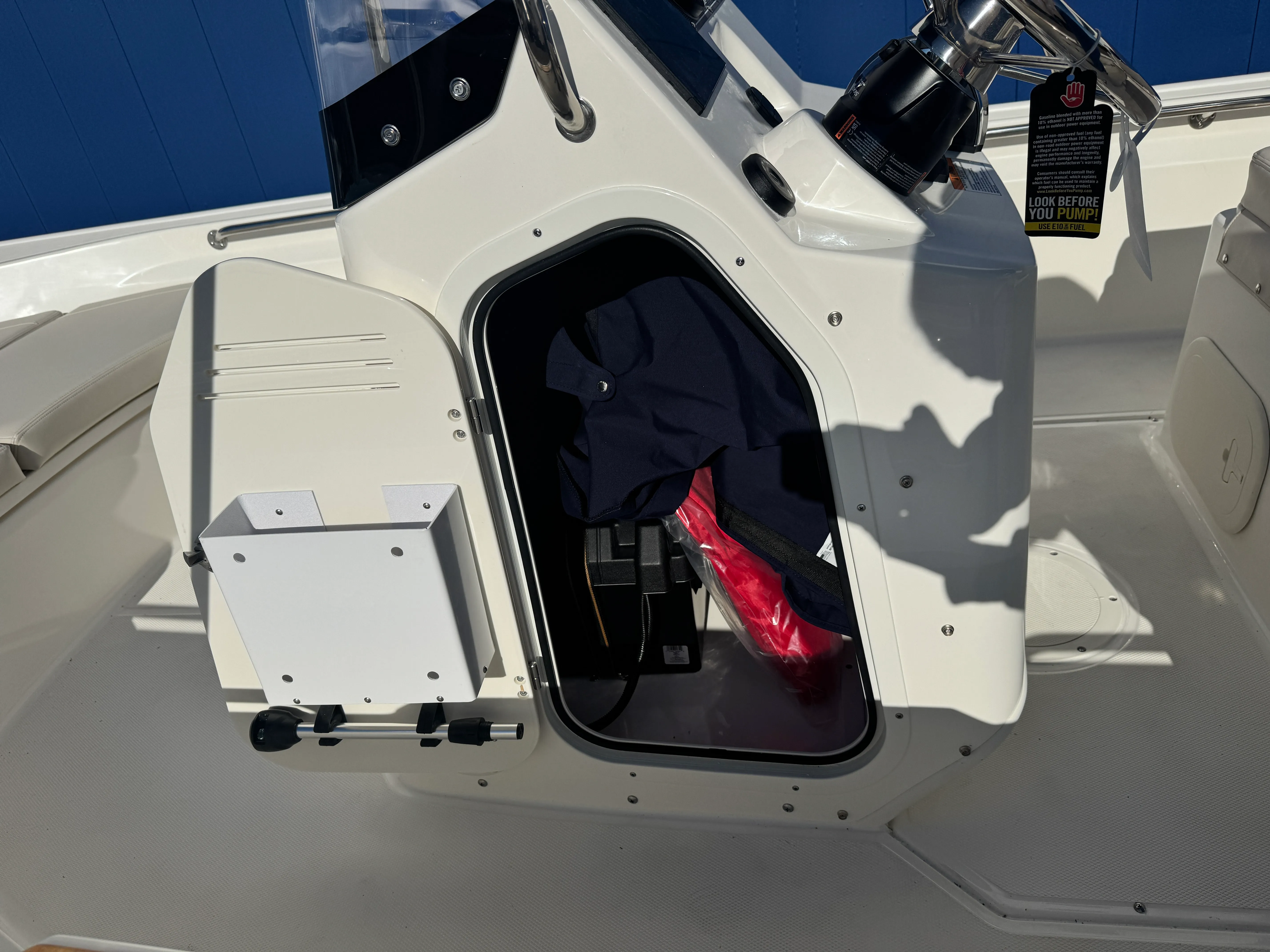 2026 Boston Whaler 170 Montauk Image Thumbnail #17