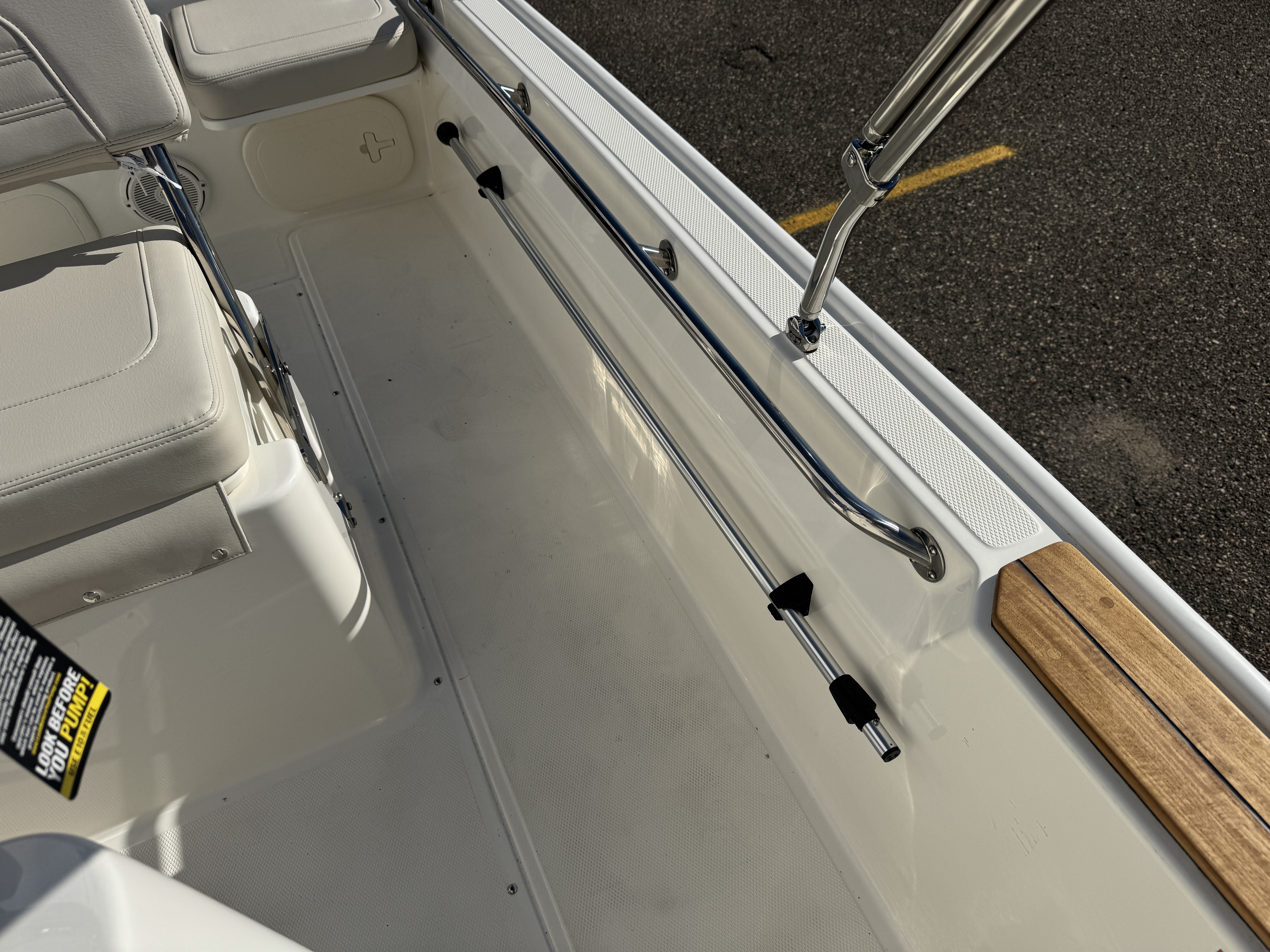 2026 Boston Whaler 170 Montauk Image Thumbnail #23