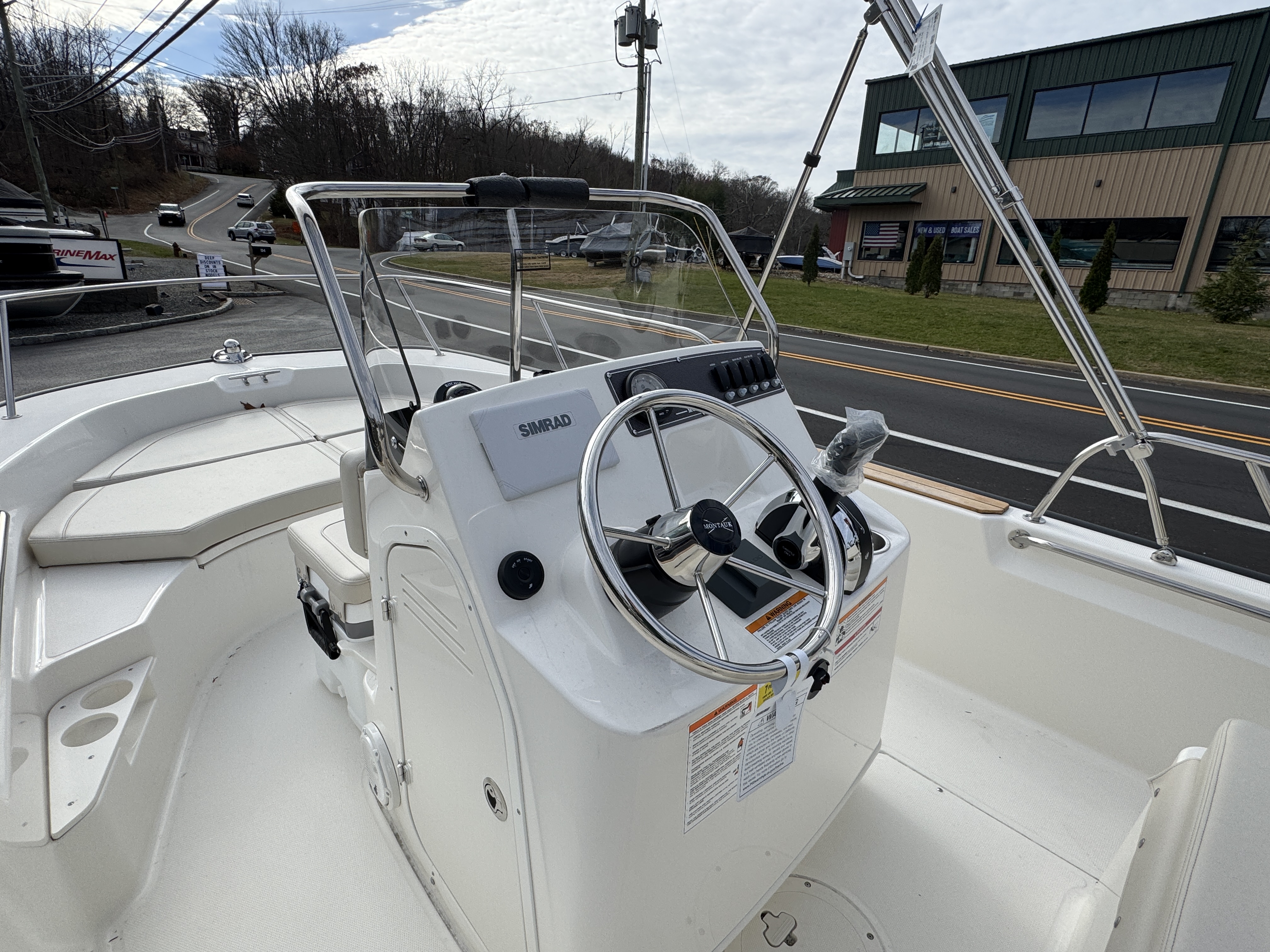 2026 Boston Whaler 170 Montauk Image Thumbnail #10