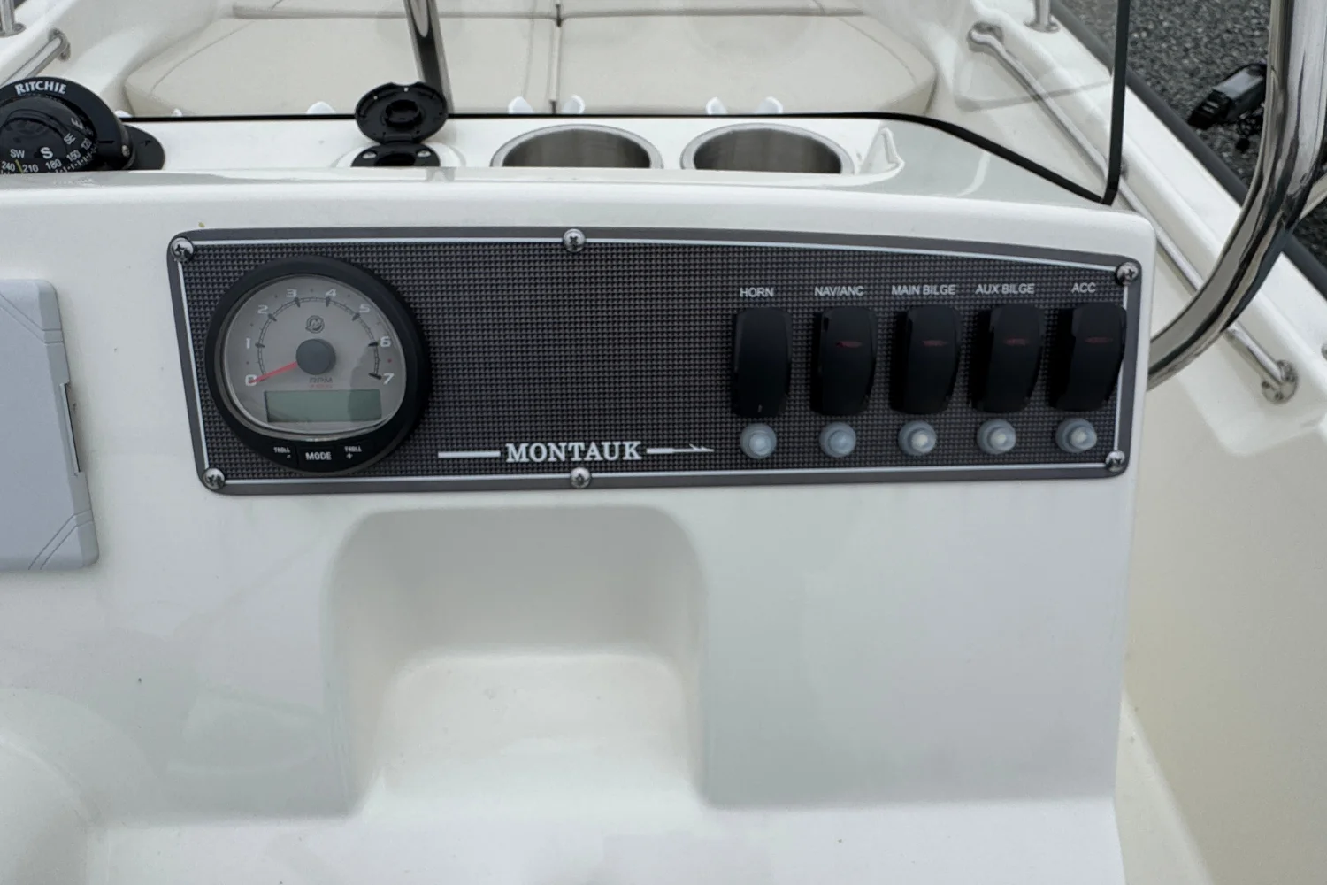 2026 Boston Whaler 170 Montauk Image Thumbnail #14