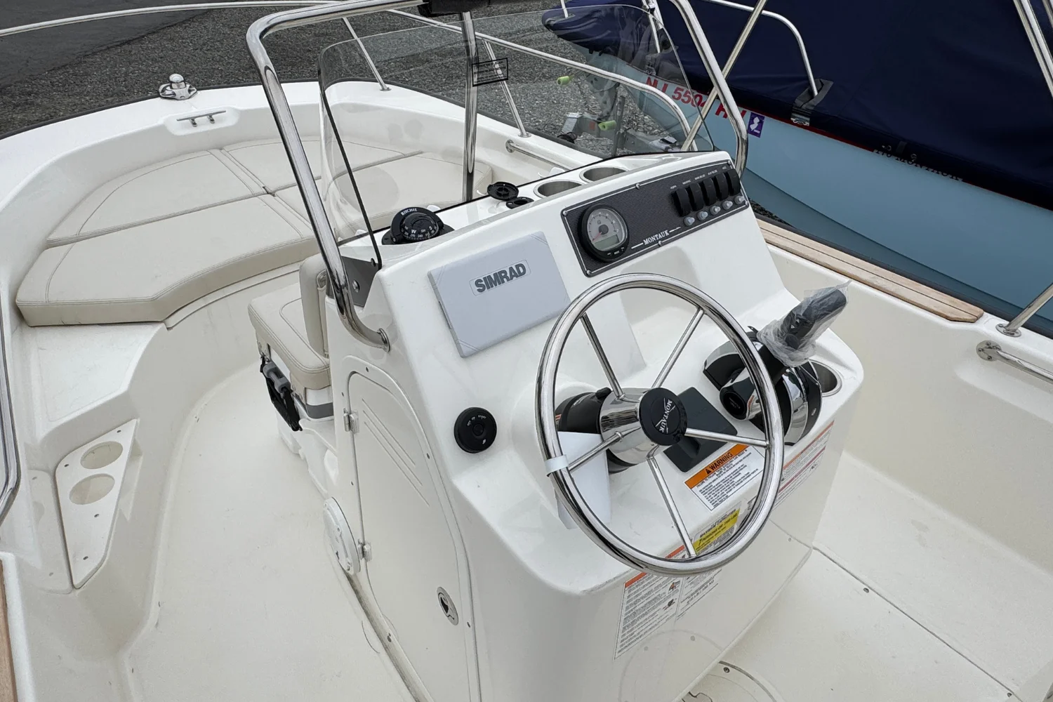 2026 Boston Whaler 170 Montauk Image Thumbnail #9