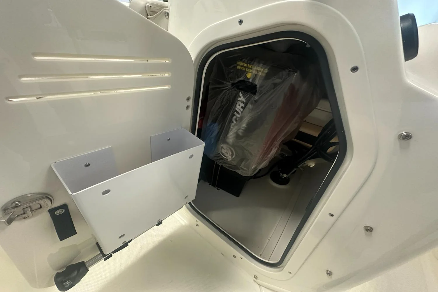 2026 Boston Whaler 170 Montauk Image Thumbnail #11