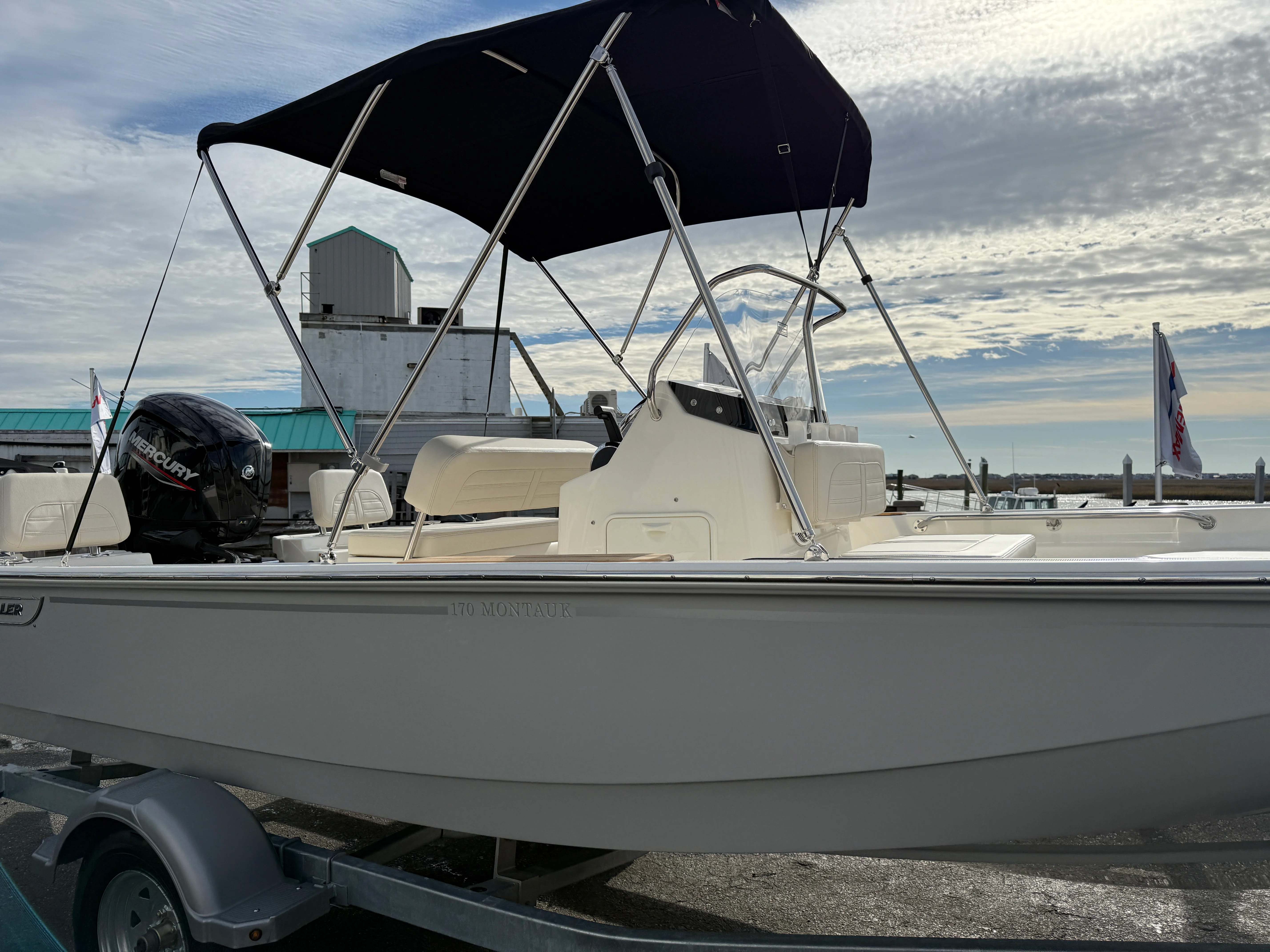 2026 Boston Whaler 170 Montauk Image Thumbnail #4