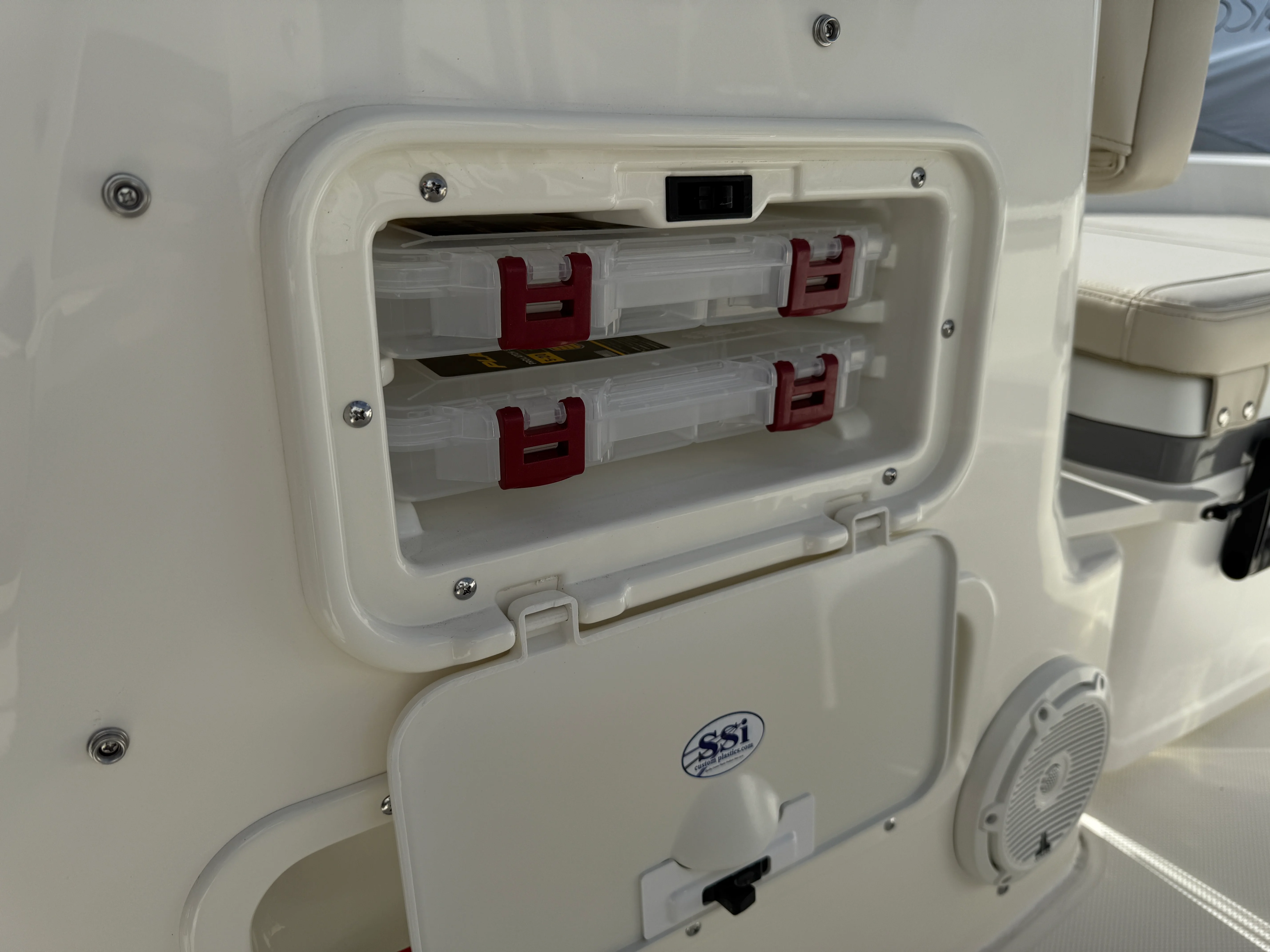 2026 Boston Whaler 170 Montauk Image Thumbnail #9