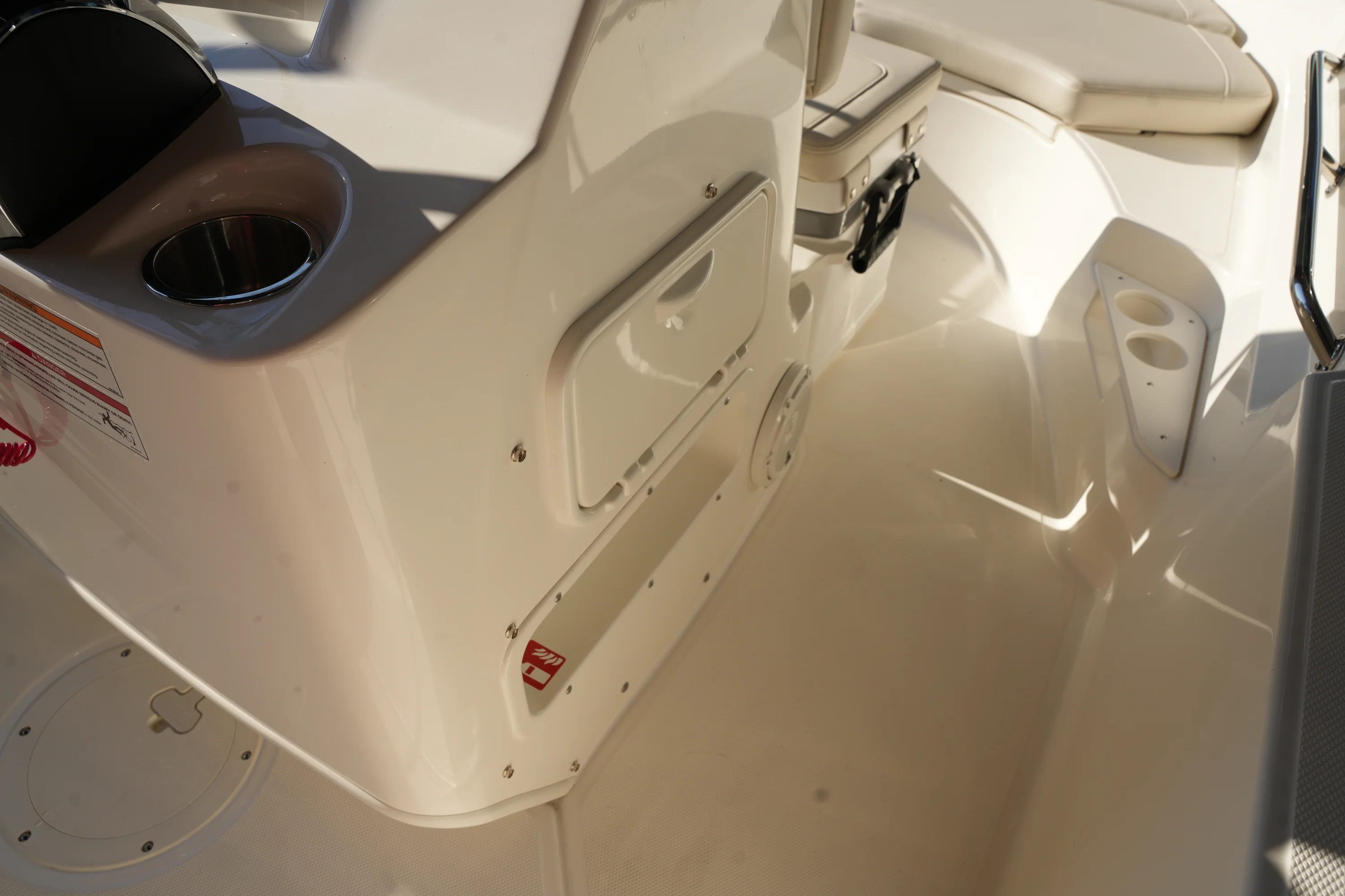 2026 Boston Whaler 170 Montauk Image Thumbnail #18