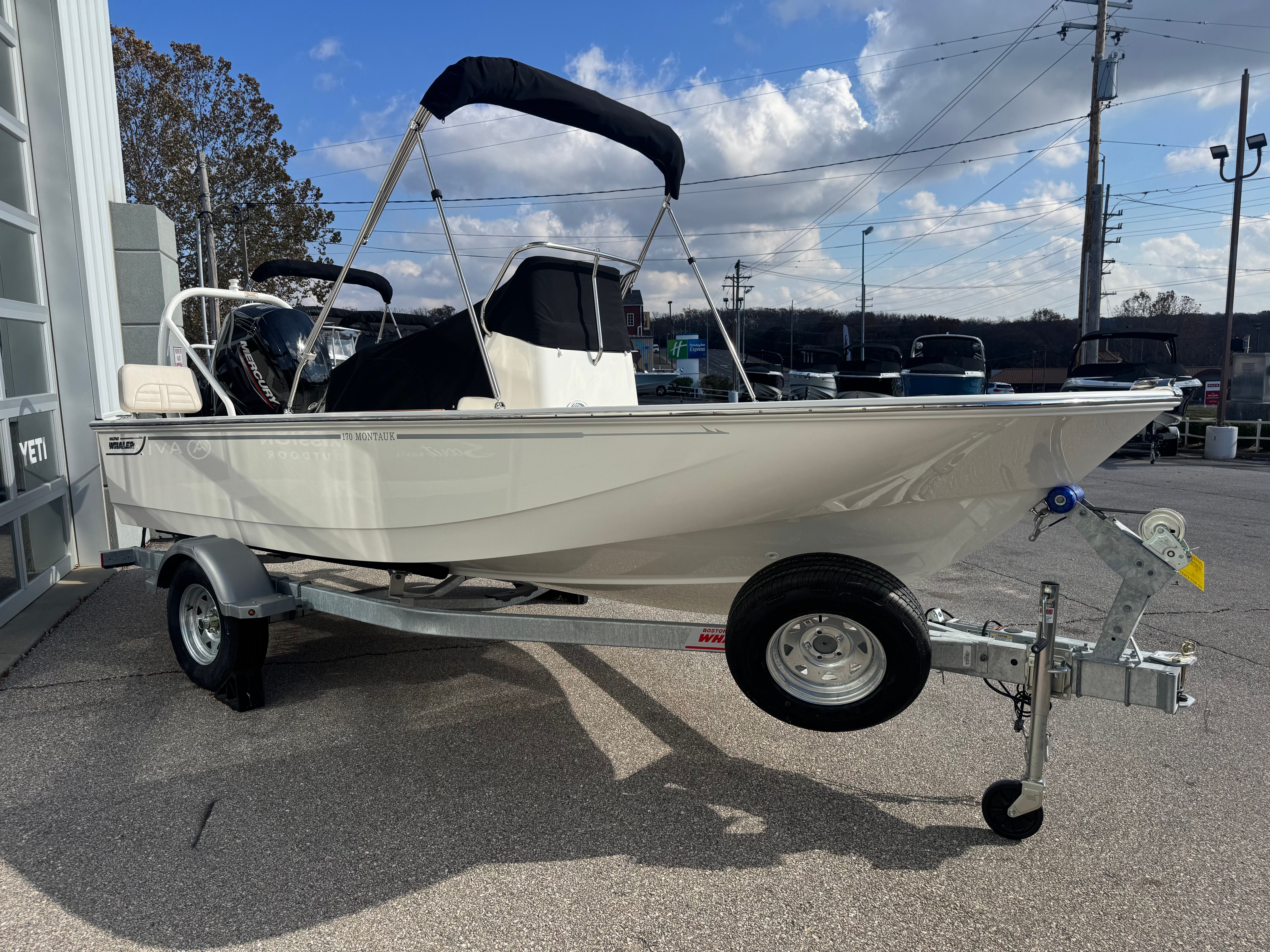 2026 Boston Whaler 170 Montauk Image Thumbnail #1