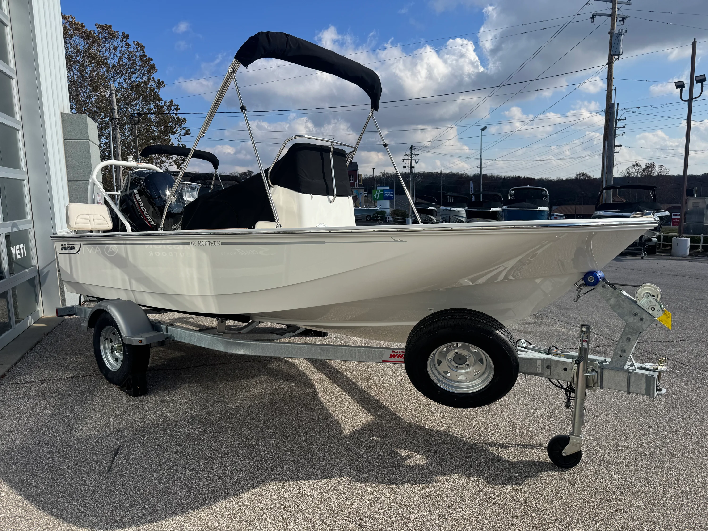 2026 Boston Whaler 170 Montauk Image Thumbnail #1