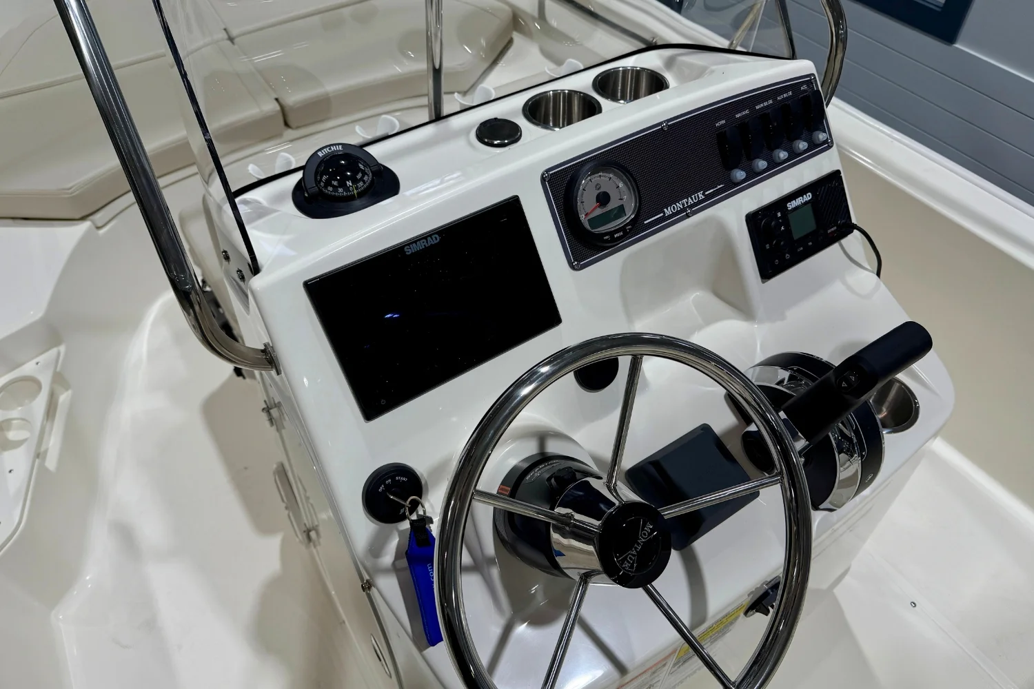 2026 Boston Whaler 170 Montauk Image Thumbnail #12