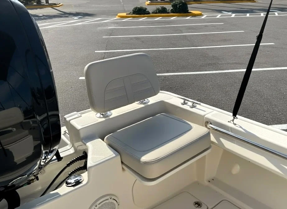 2026 Boston Whaler 170 Montauk Image Thumbnail #8