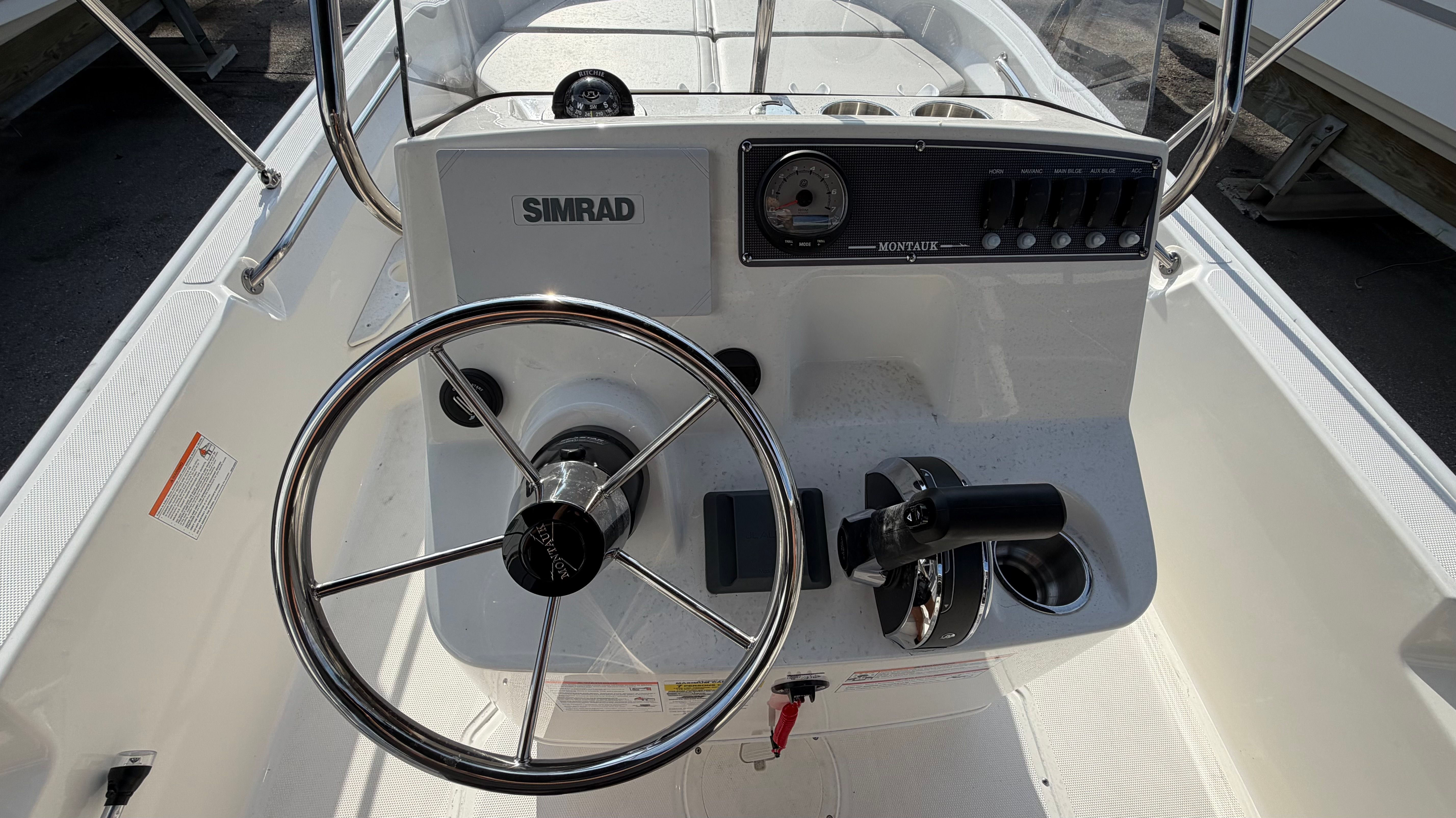 2026 Boston Whaler 170 Montauk Image Thumbnail #11