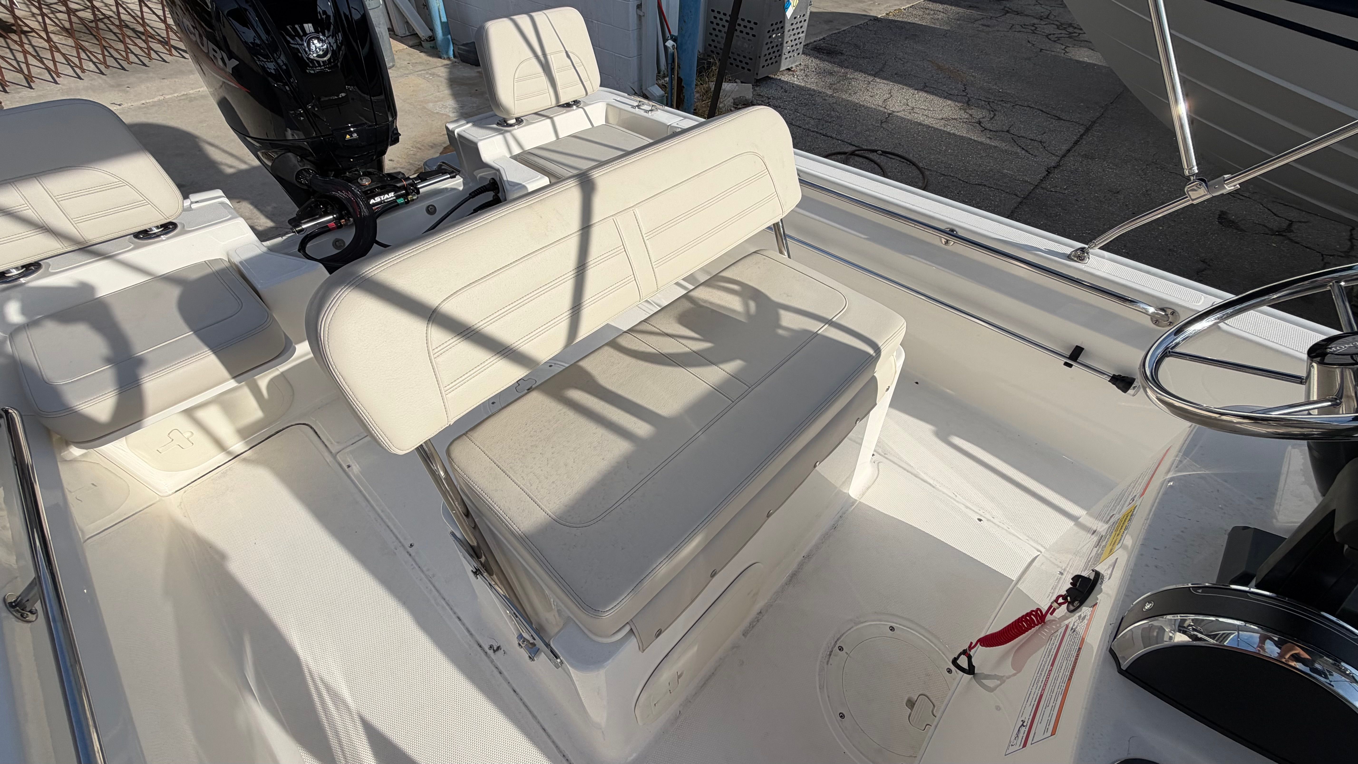 2026 Boston Whaler 170 Montauk Image Thumbnail #8
