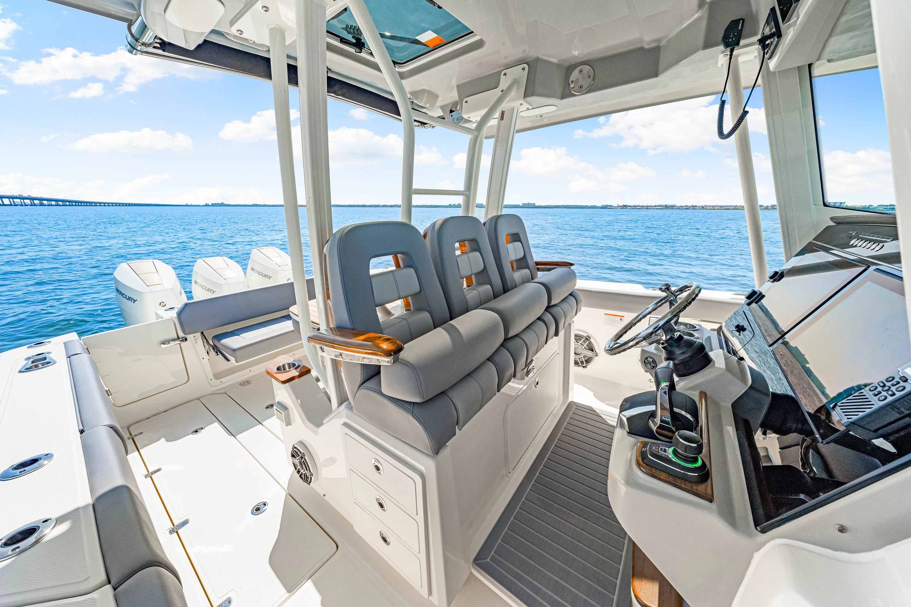 2025 Boston Whaler 360 Outrage Image Thumbnail #34