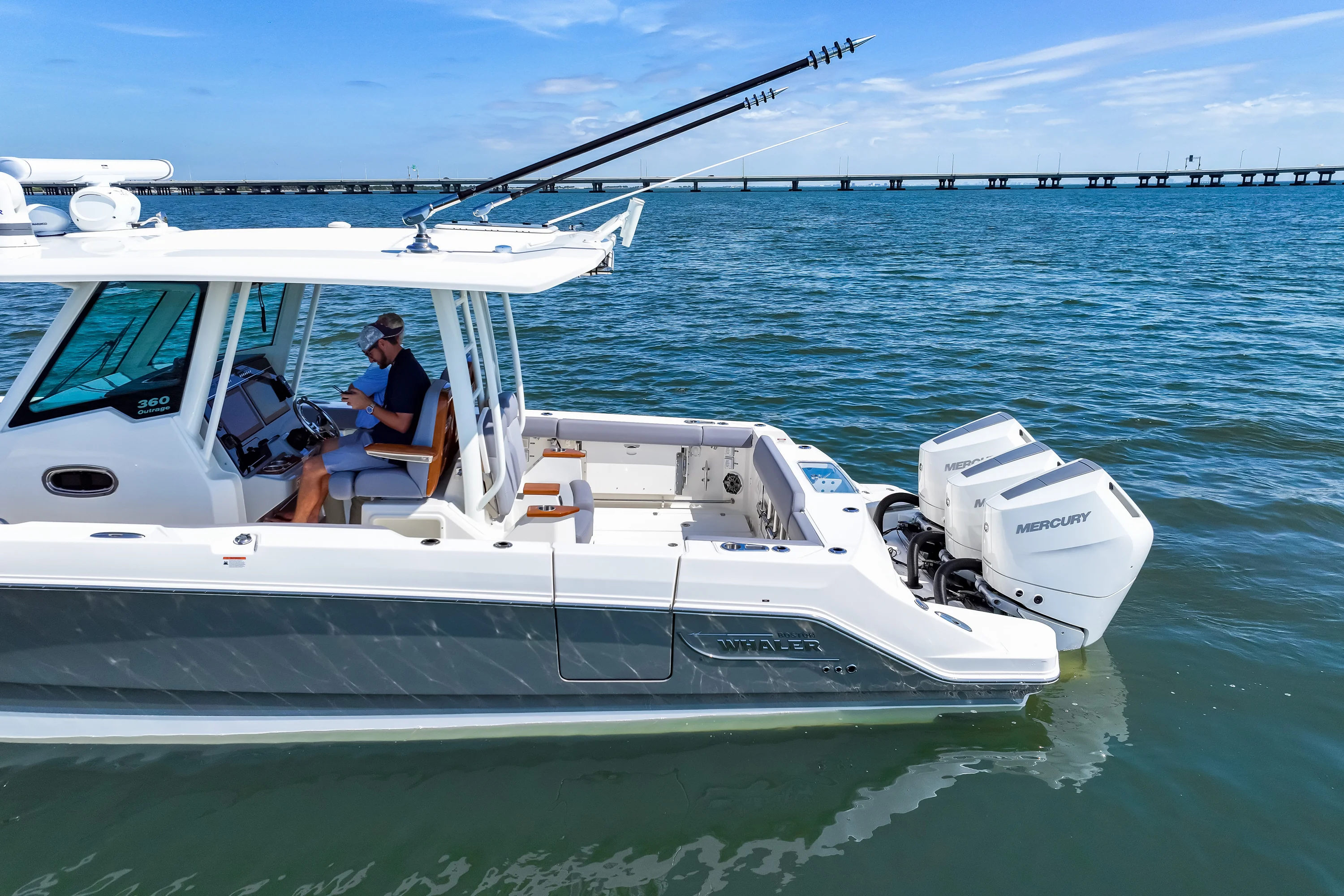 2025 Boston Whaler 360 Outrage Image Thumbnail #11