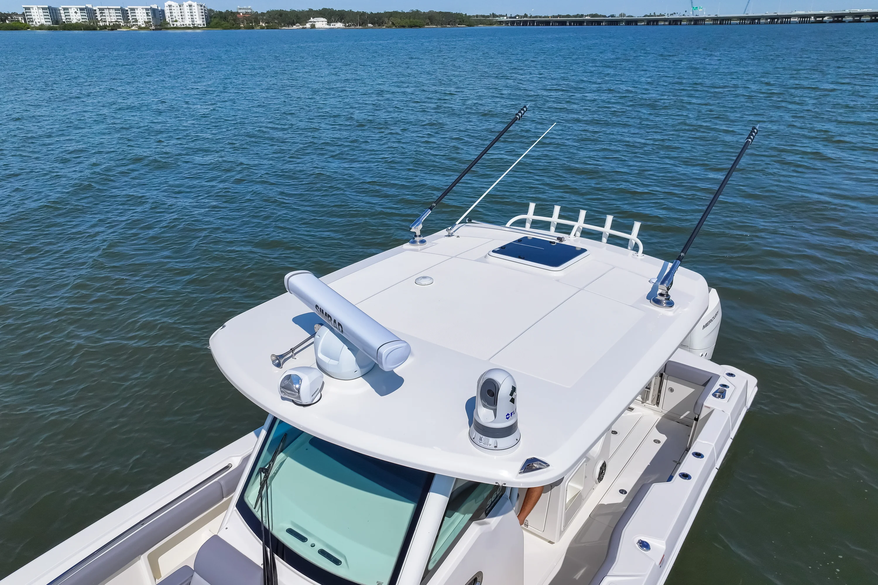 2025 Boston Whaler 360 Outrage Image Thumbnail #4