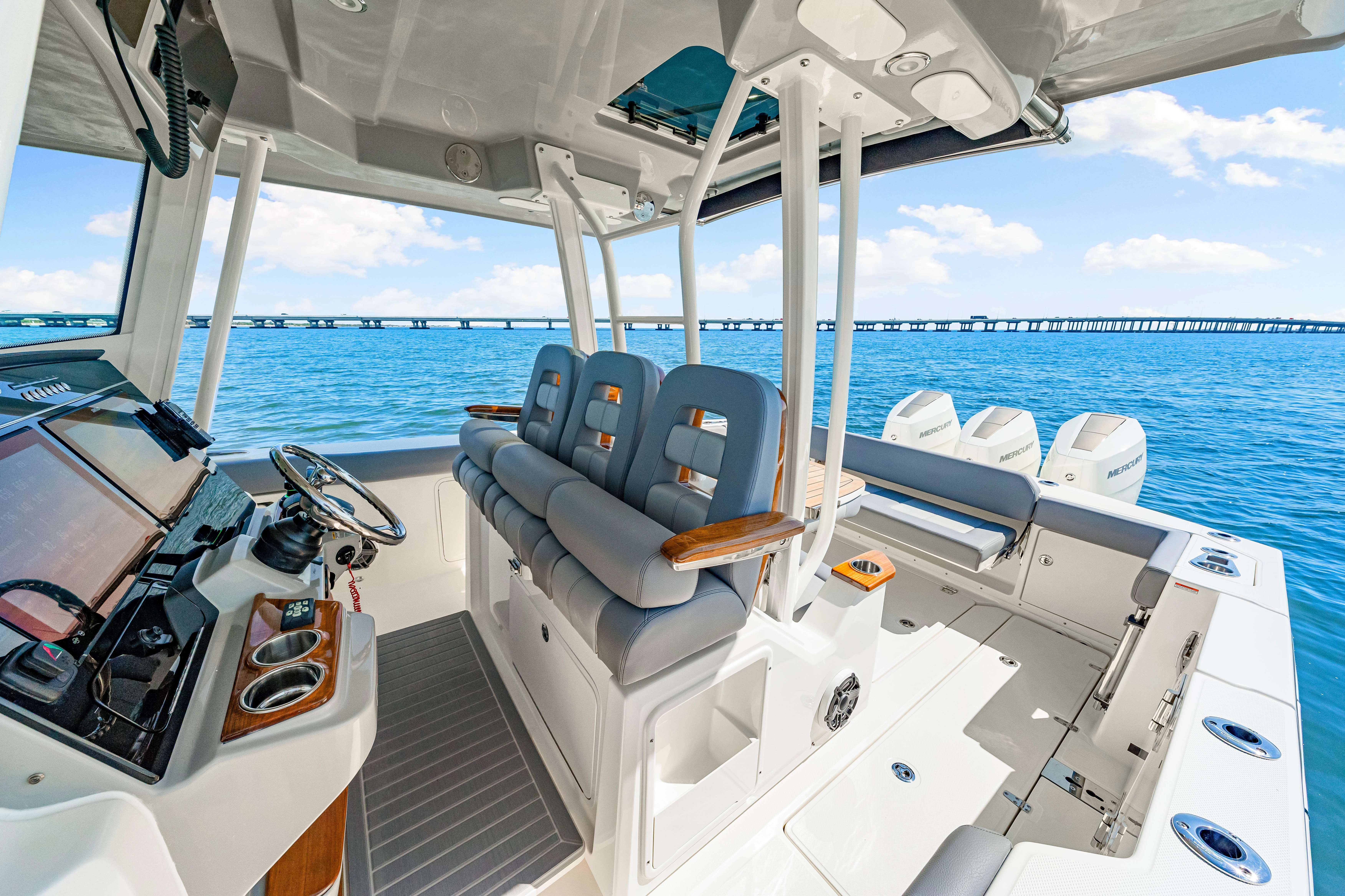 2025 Boston Whaler 360 Outrage Image Thumbnail #36
