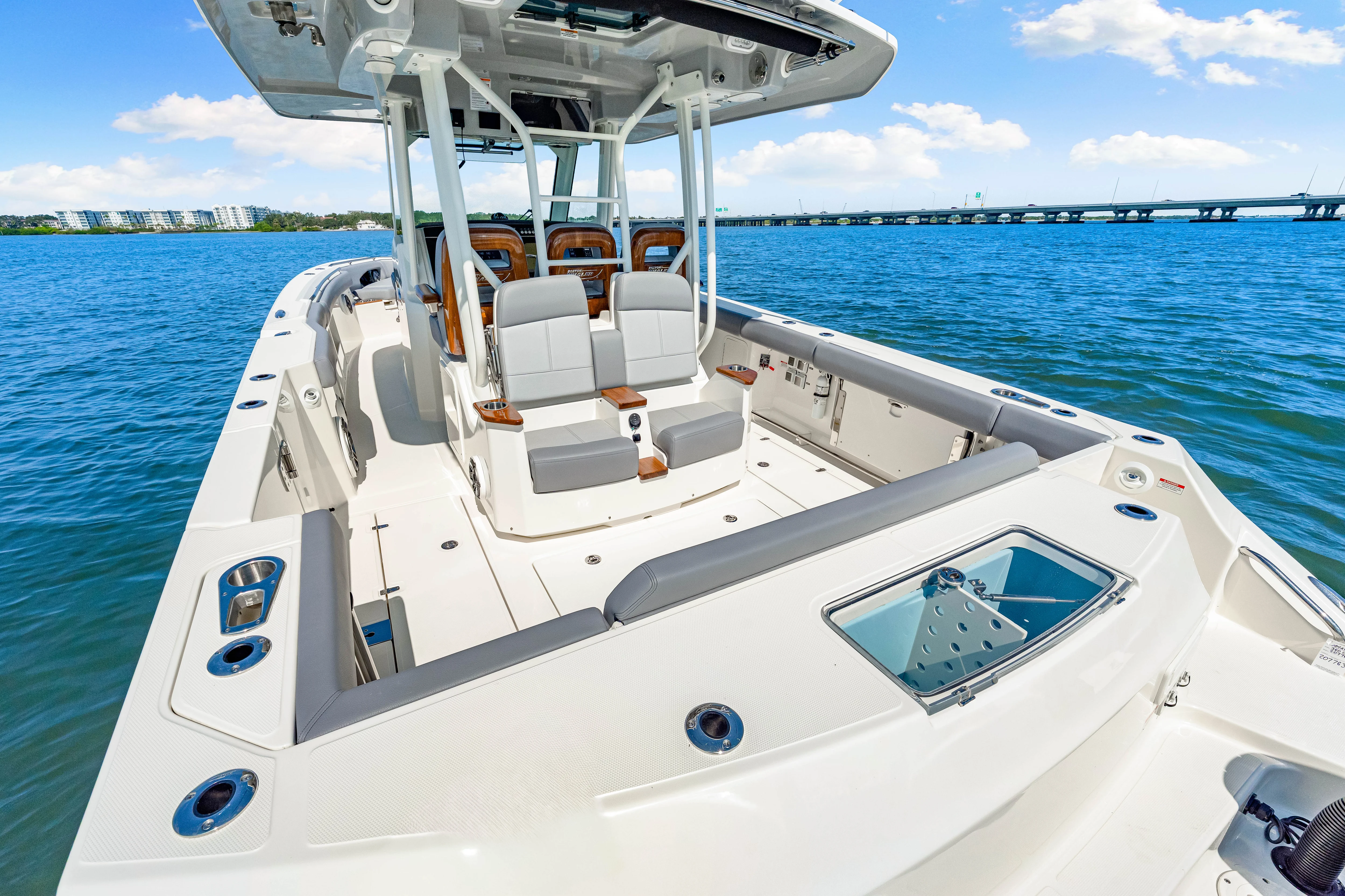 2025 Boston Whaler 360 Outrage Image Thumbnail #24