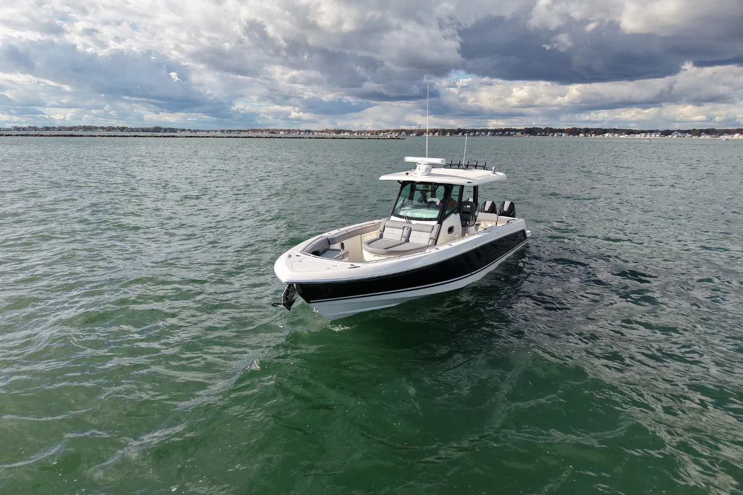 2026 Boston Whaler 360 Outrage Image Thumbnail #20